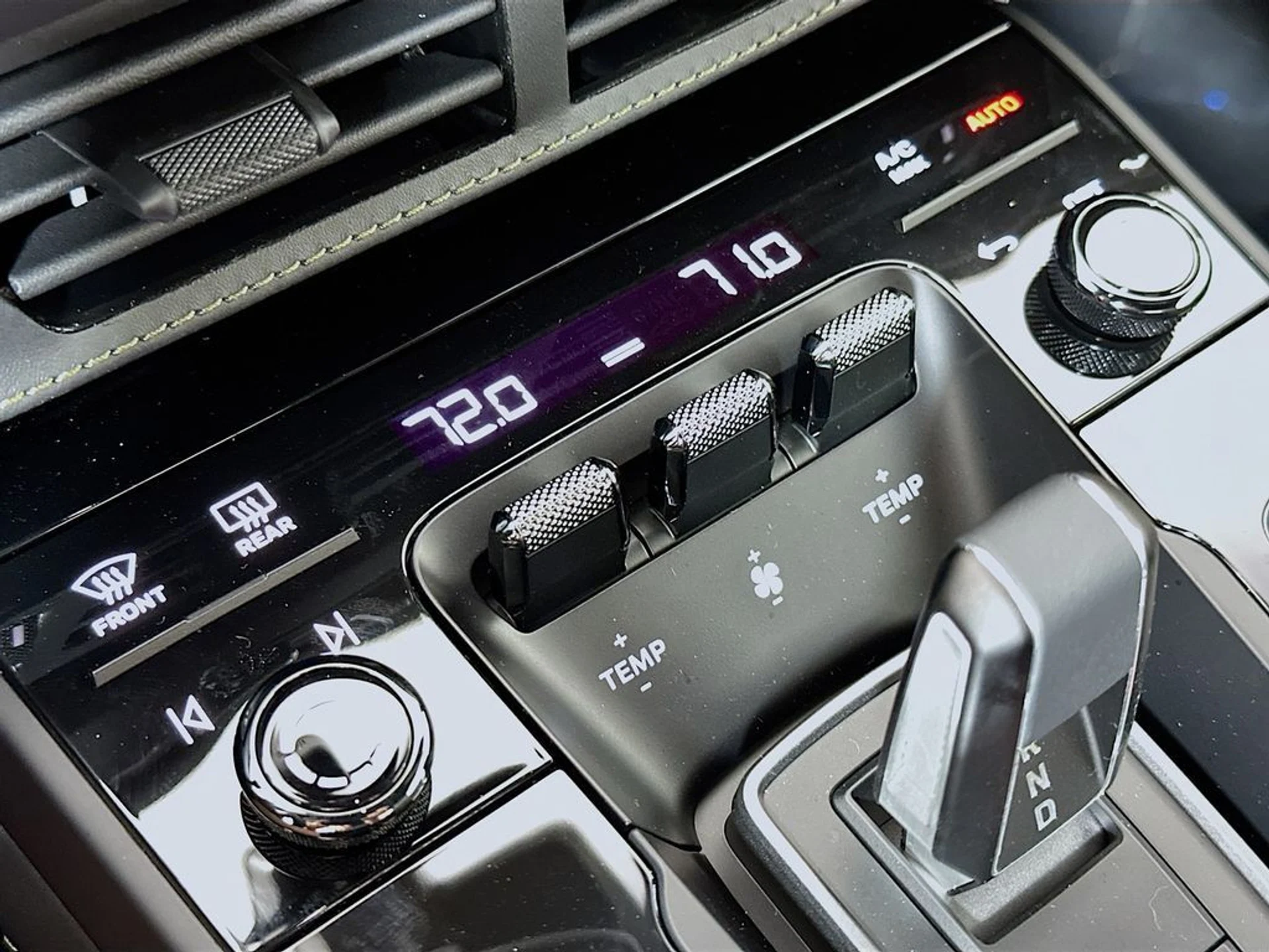 mph016_2982183271_64adbcea697ec5312f8dc4c0f3f32bcdx_45d3085315