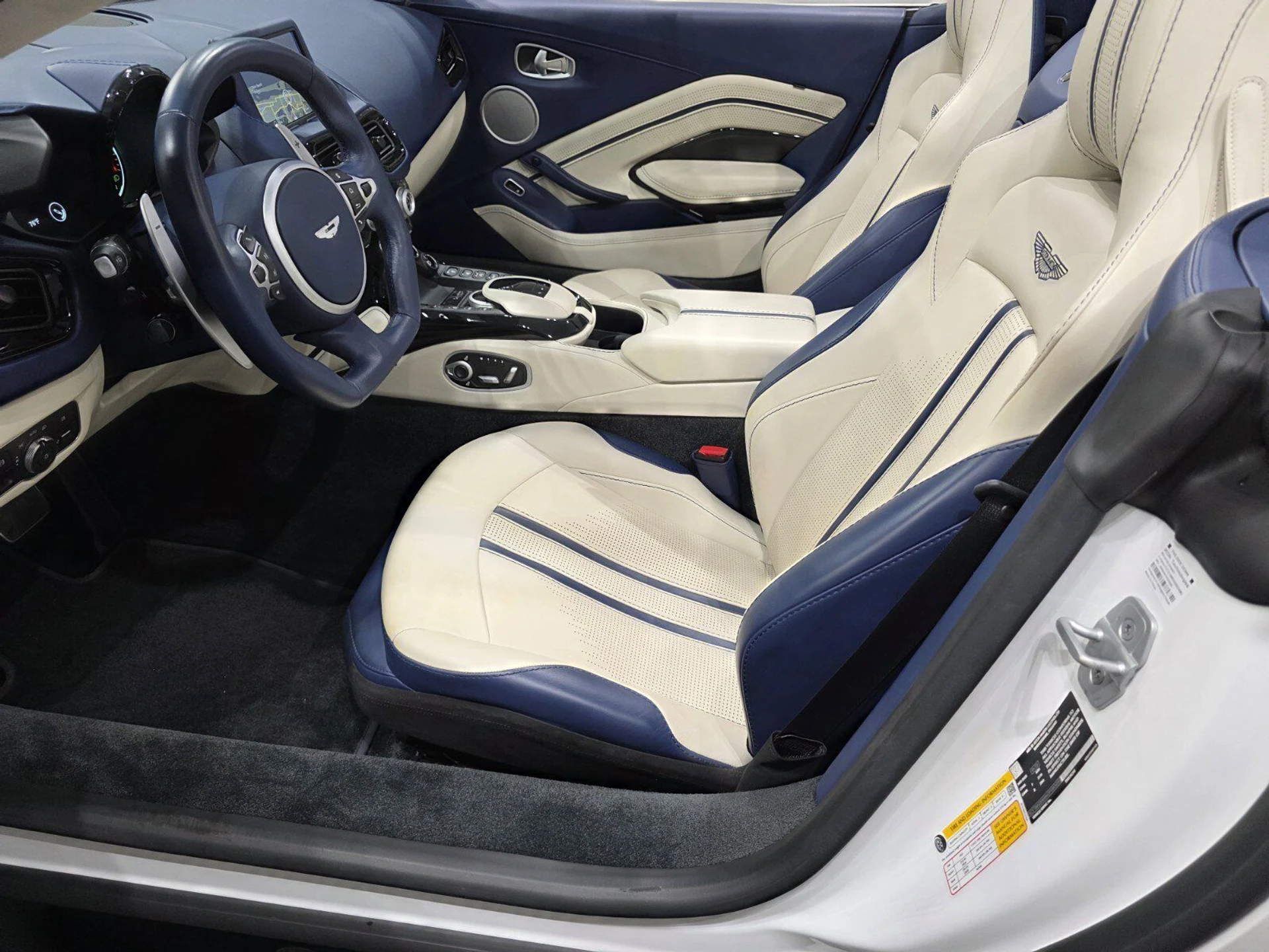 mph016_2982793693_352525832af57366fce6805e496a648e_7d98e87d96