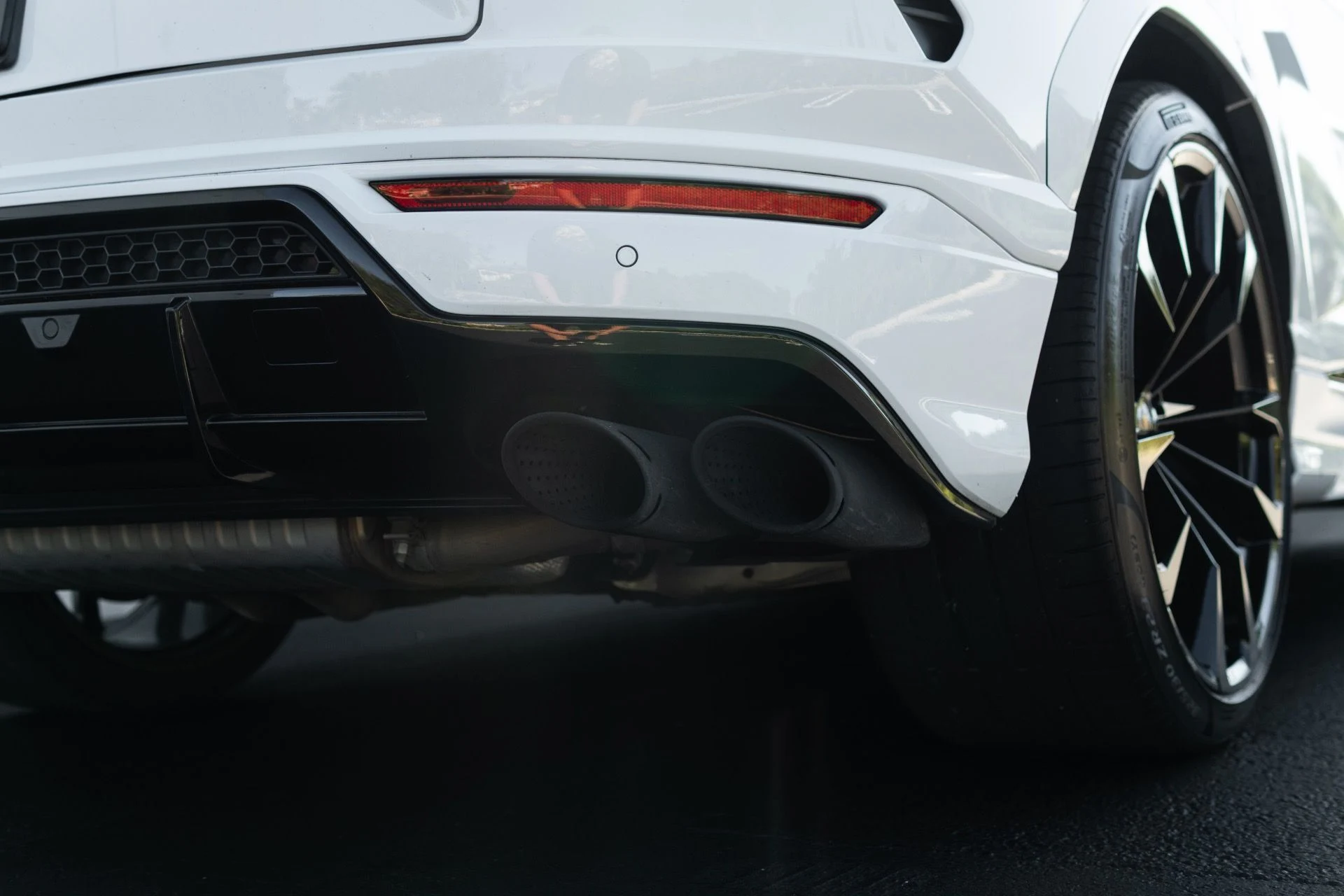 mph016_298375699_Used_2021_Lamborghini_Urus_1767069879_67d014e82f