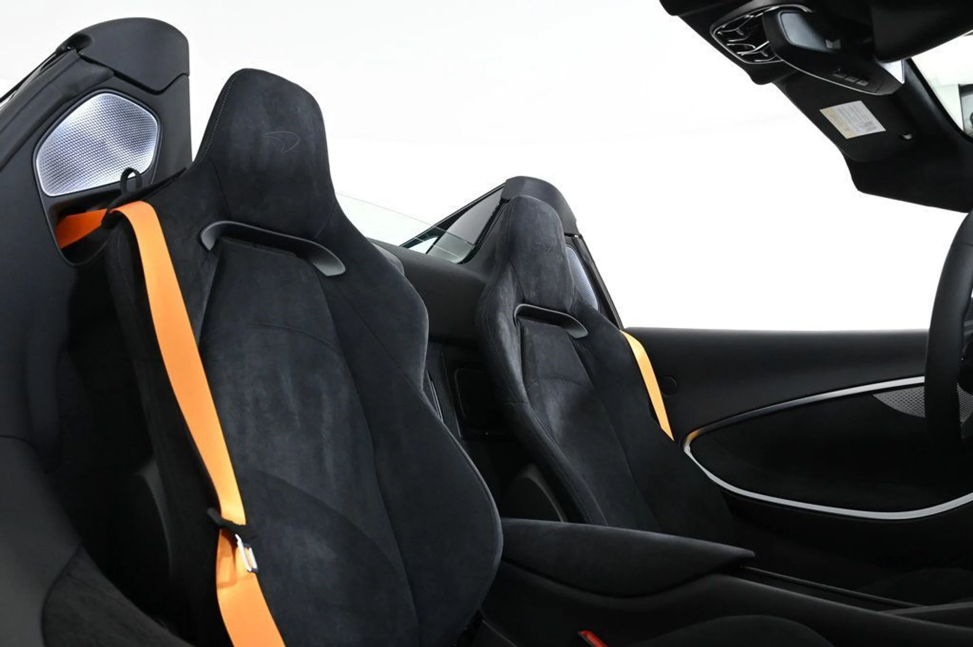 mph016_2983893190_new_2026_mclaren_artura_spider_11350_22950124_16_1024_7df58c838f