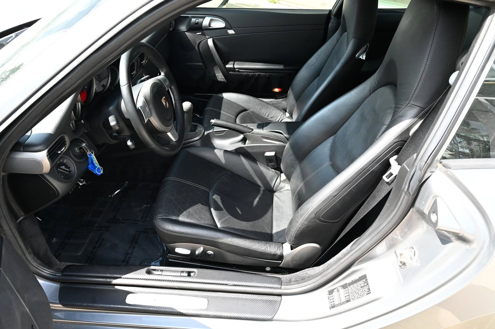 mph016_2983948562_3b9ac57b98654674ad19b1d393615205_5dd34866a9