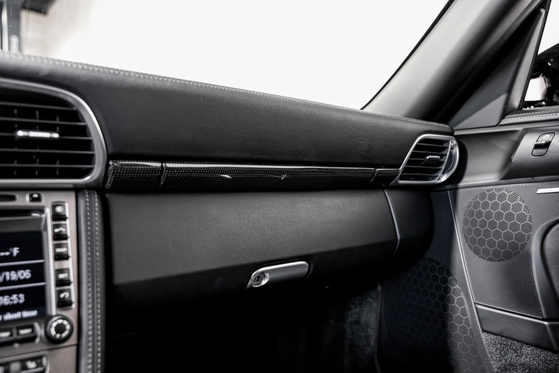 mph016_2985644696_028974e22bb4d544b4a68a3690d6992fx_6c914ed03e