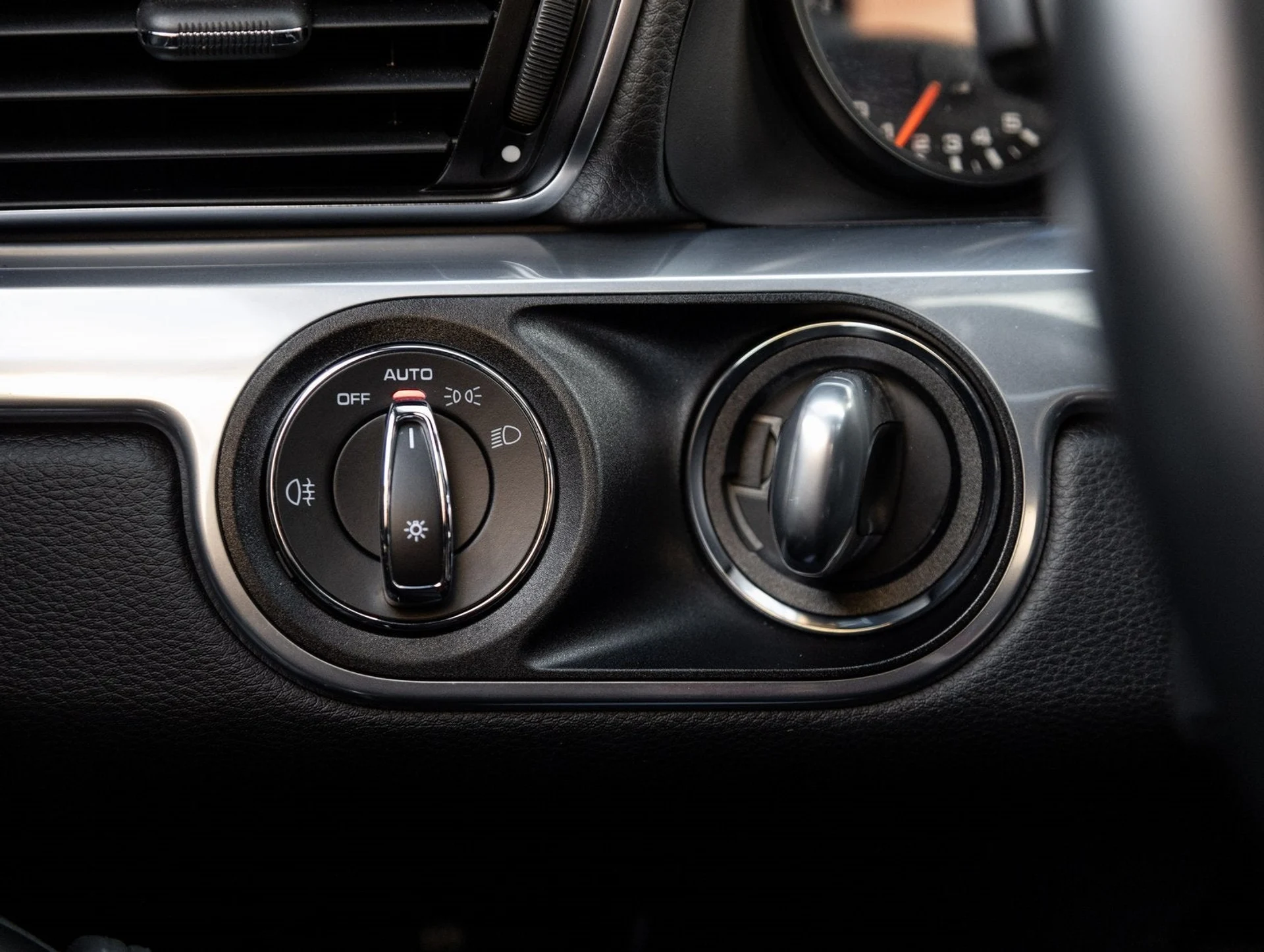 mph016_2987493294_17_255a053f13