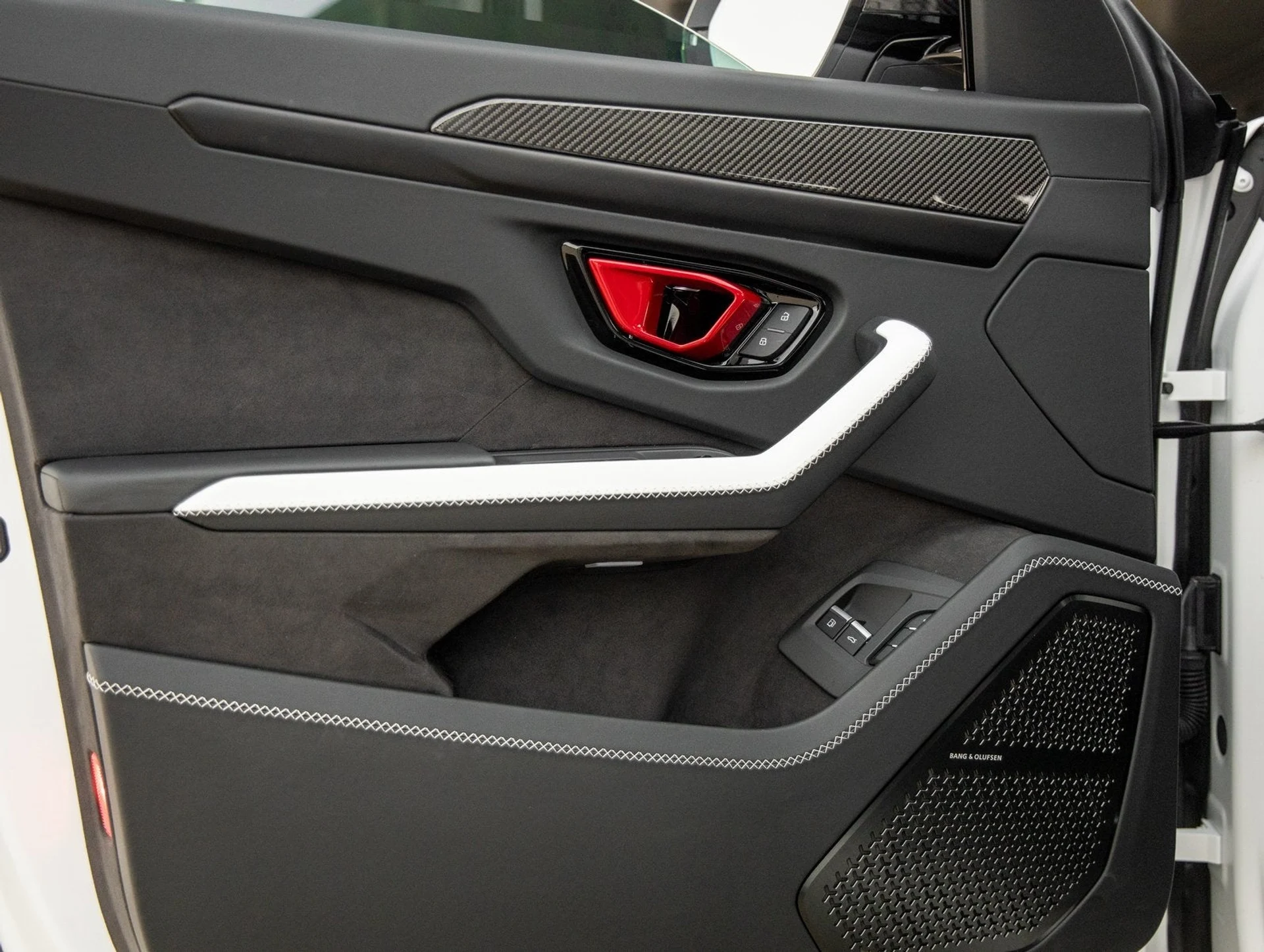 mph016_2989427591_17_a4a6b046de