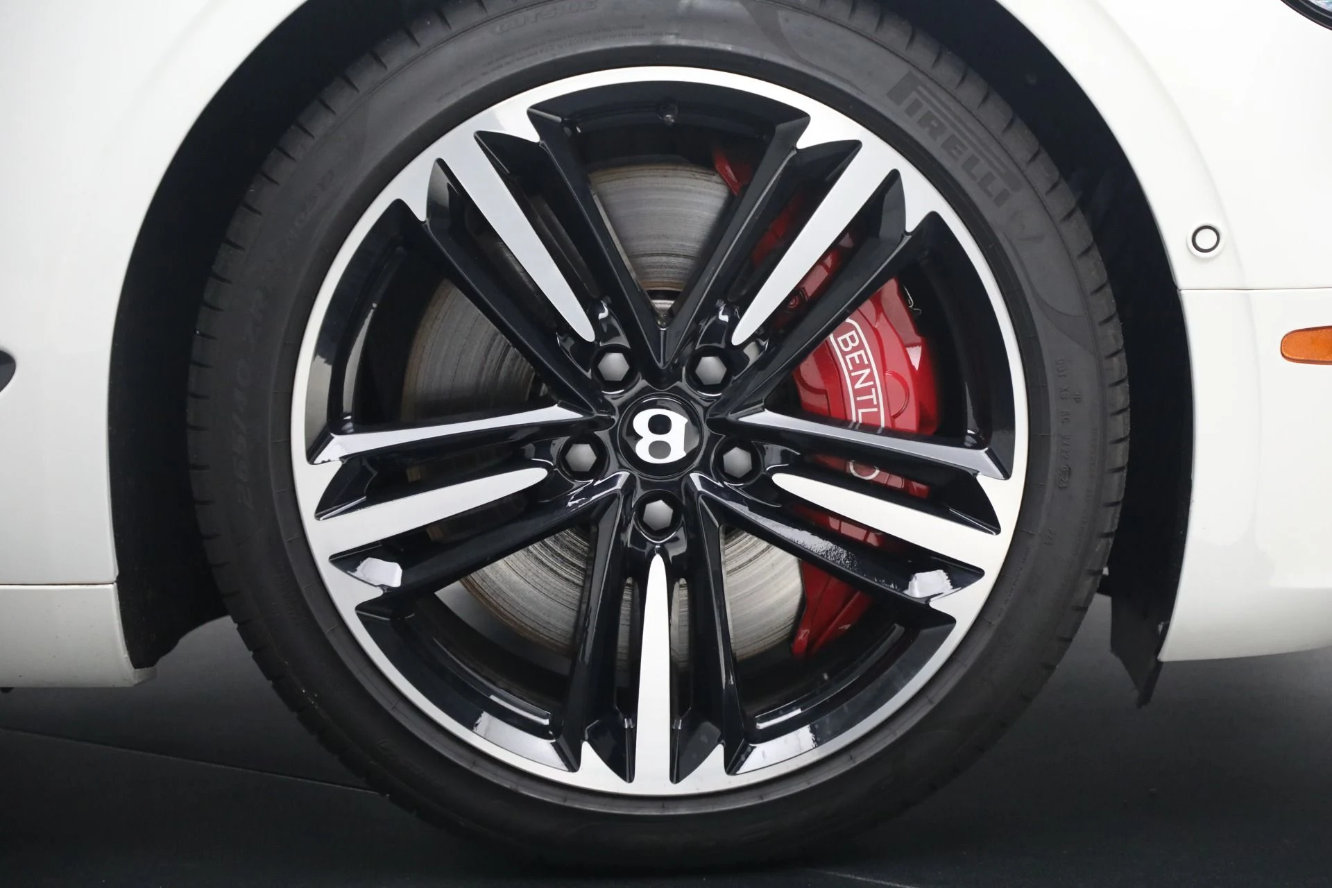 mph016_2991597839_Used_2024_Bentley_Continental_GT_V8_746ab44000