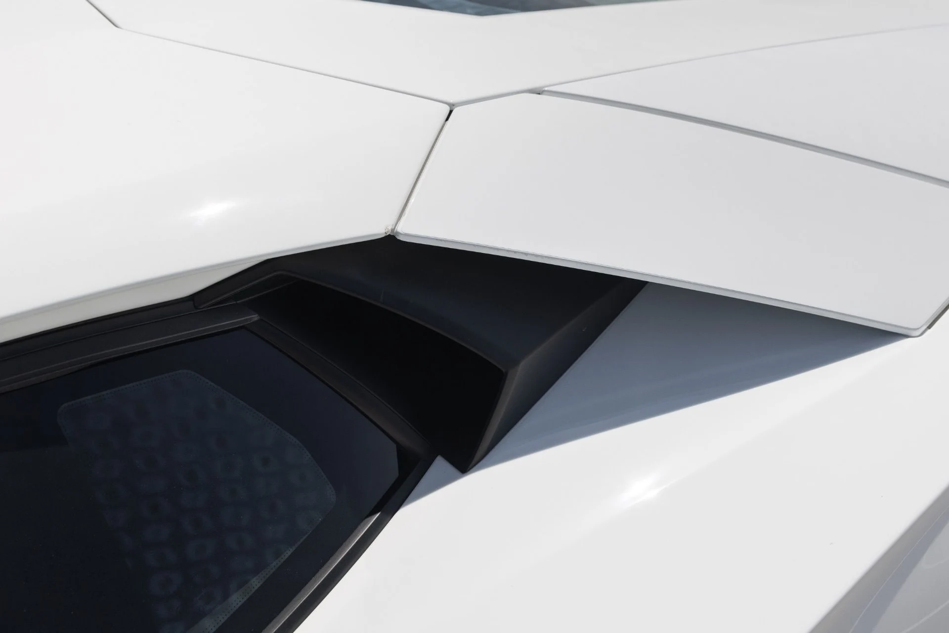 mph016_2994491669_Used_2015_Lamborghini_Aventador_LP_700_4_1785451056_b581228085