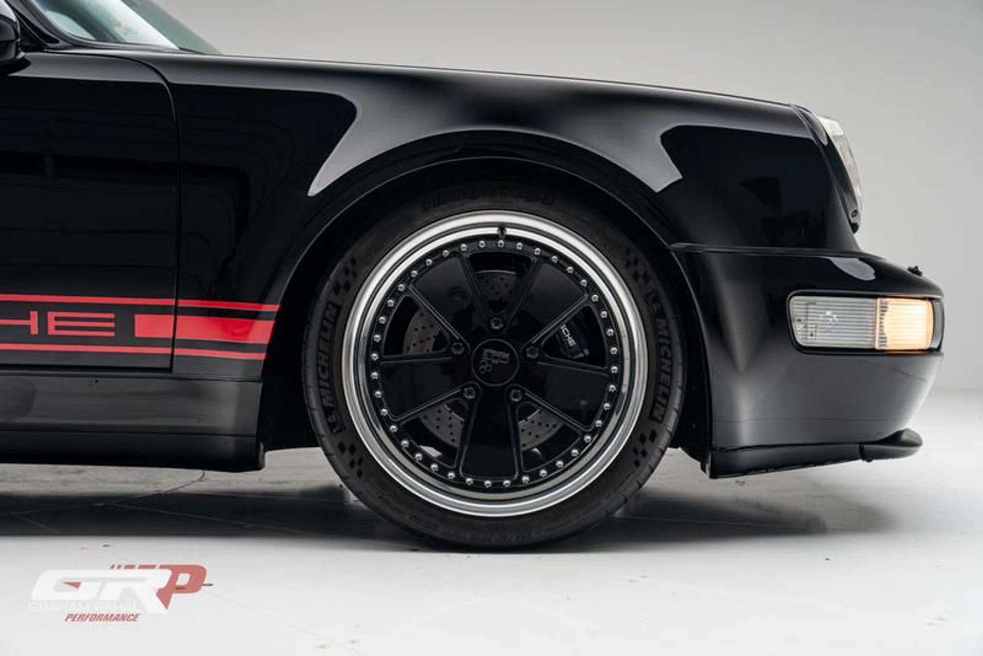 mph016_2998674896_7_E39_B8_C6_0236_48_F7_9806_27020_E5_FA_54_F_59601a108e