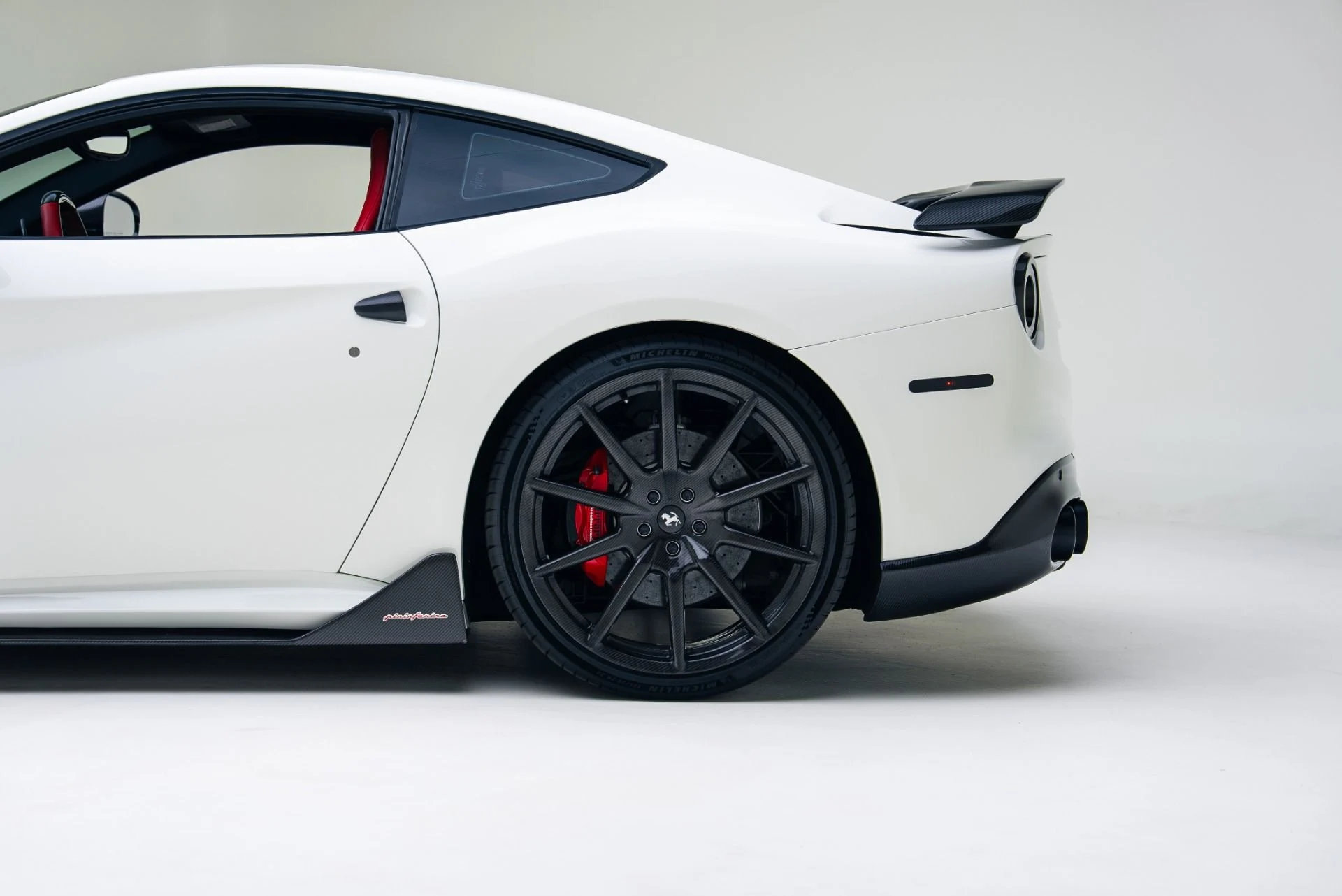 mph016_3000863688_Used_2016_Ferrari_F12berlinetta_1765306007_6234be230a