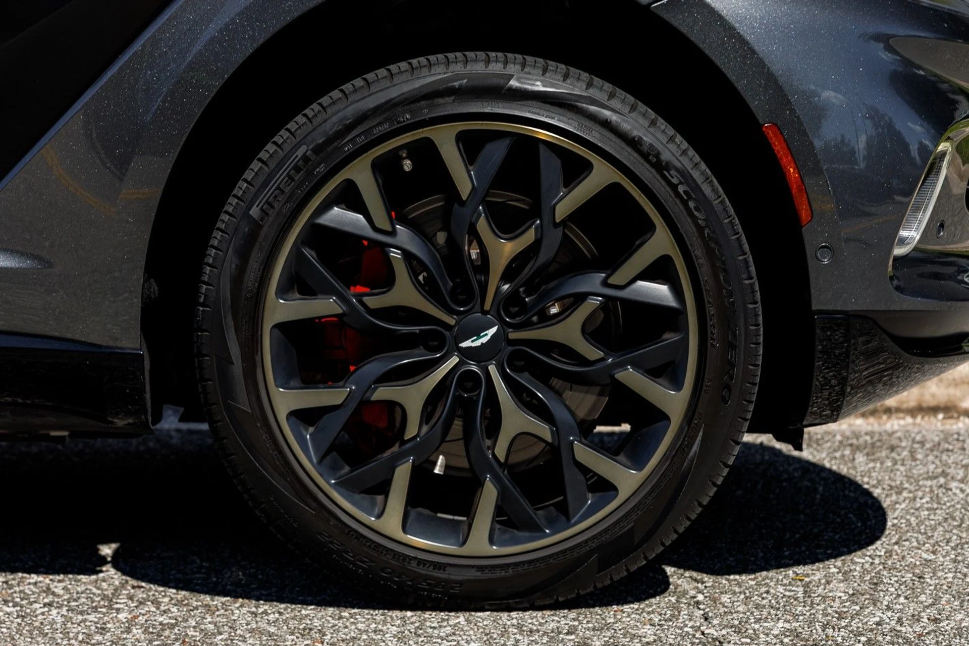 mph016_3001636057_Used_2021_Aston_Martin_DBX_ade6ef7fac