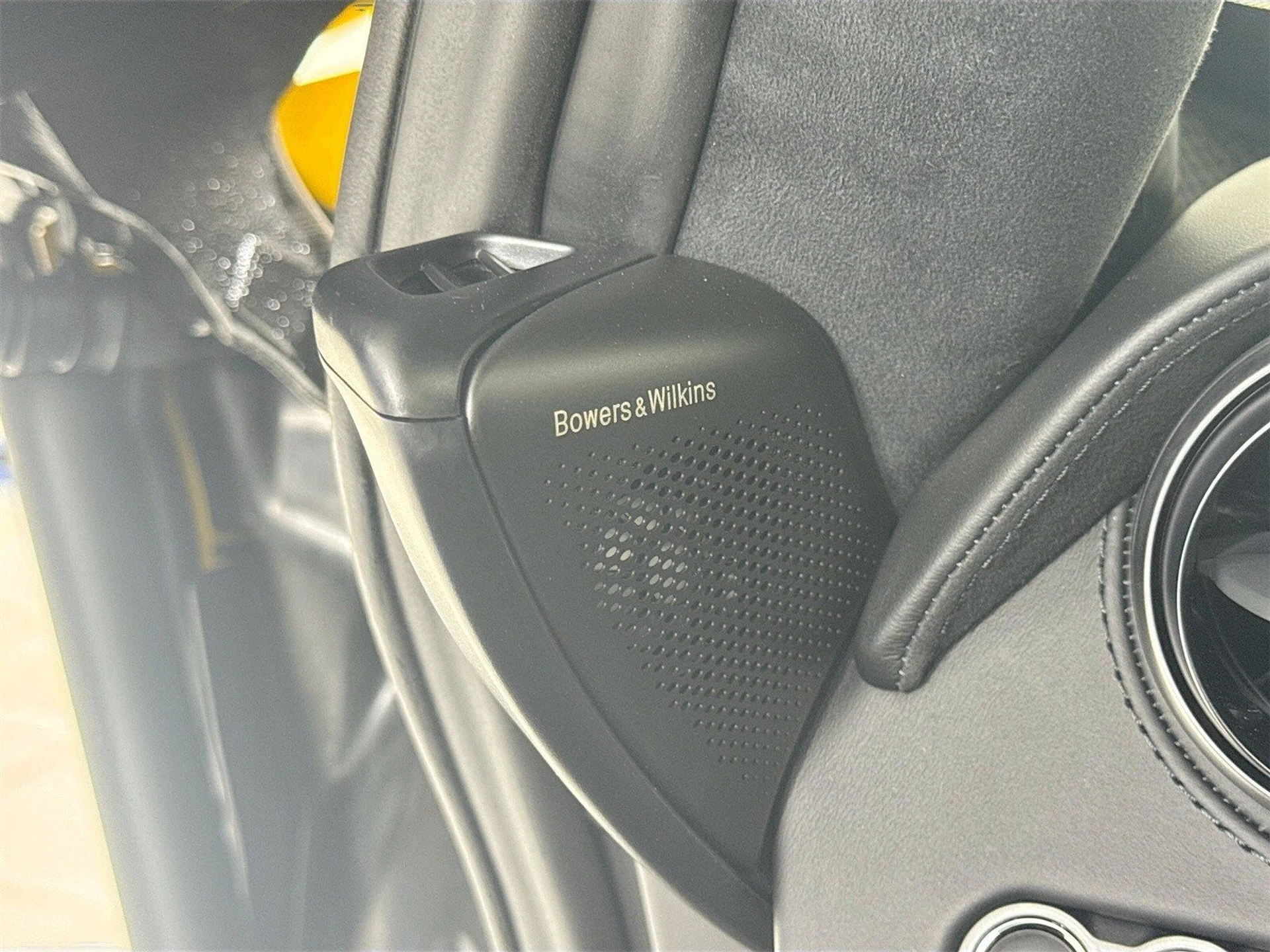 mph016_3005291117_434ab1ea56db94c0fb7c65d141a1b200x_b74a18ca78