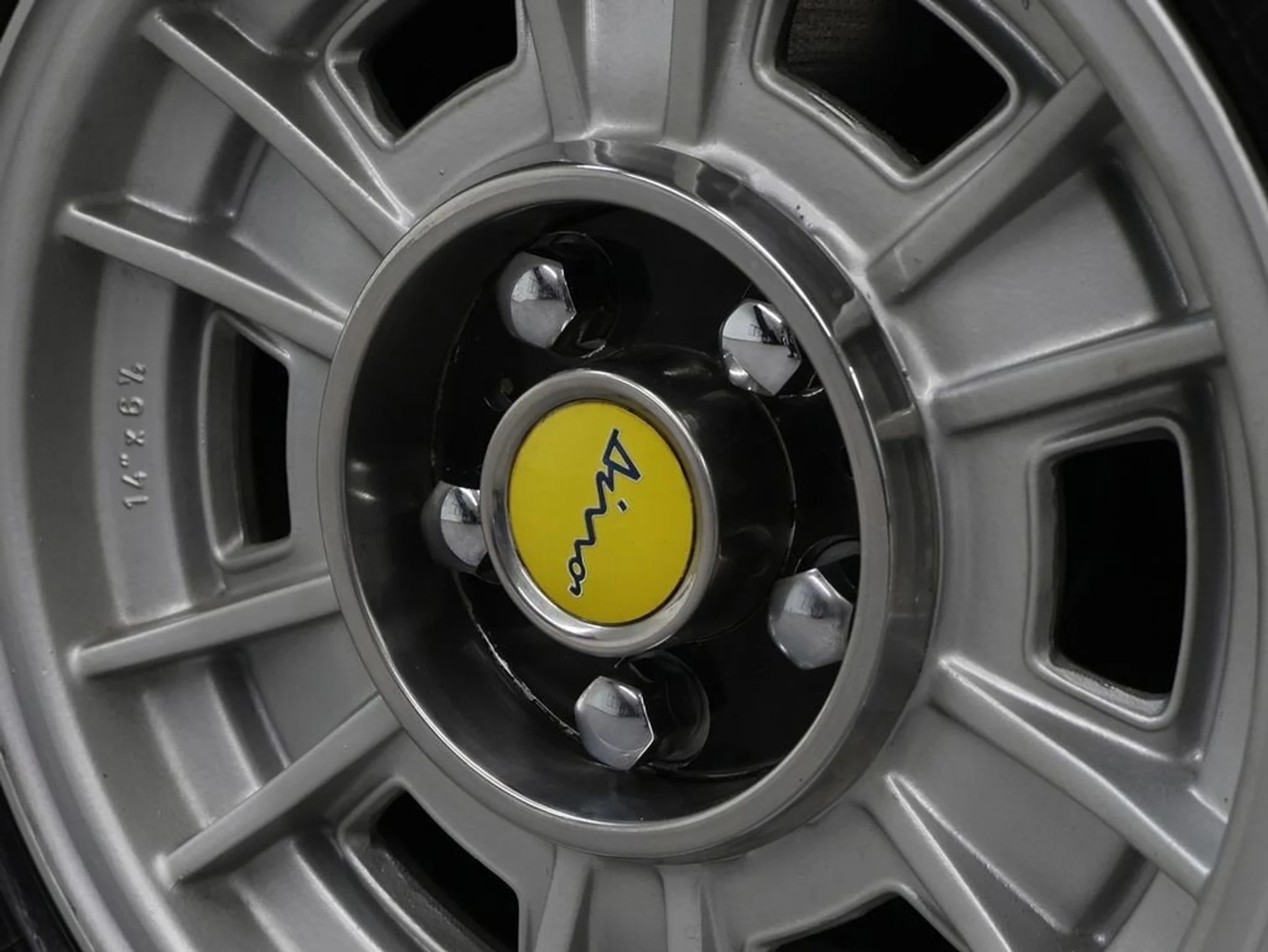 mph016_3018624442_17_2c3fa52c0c