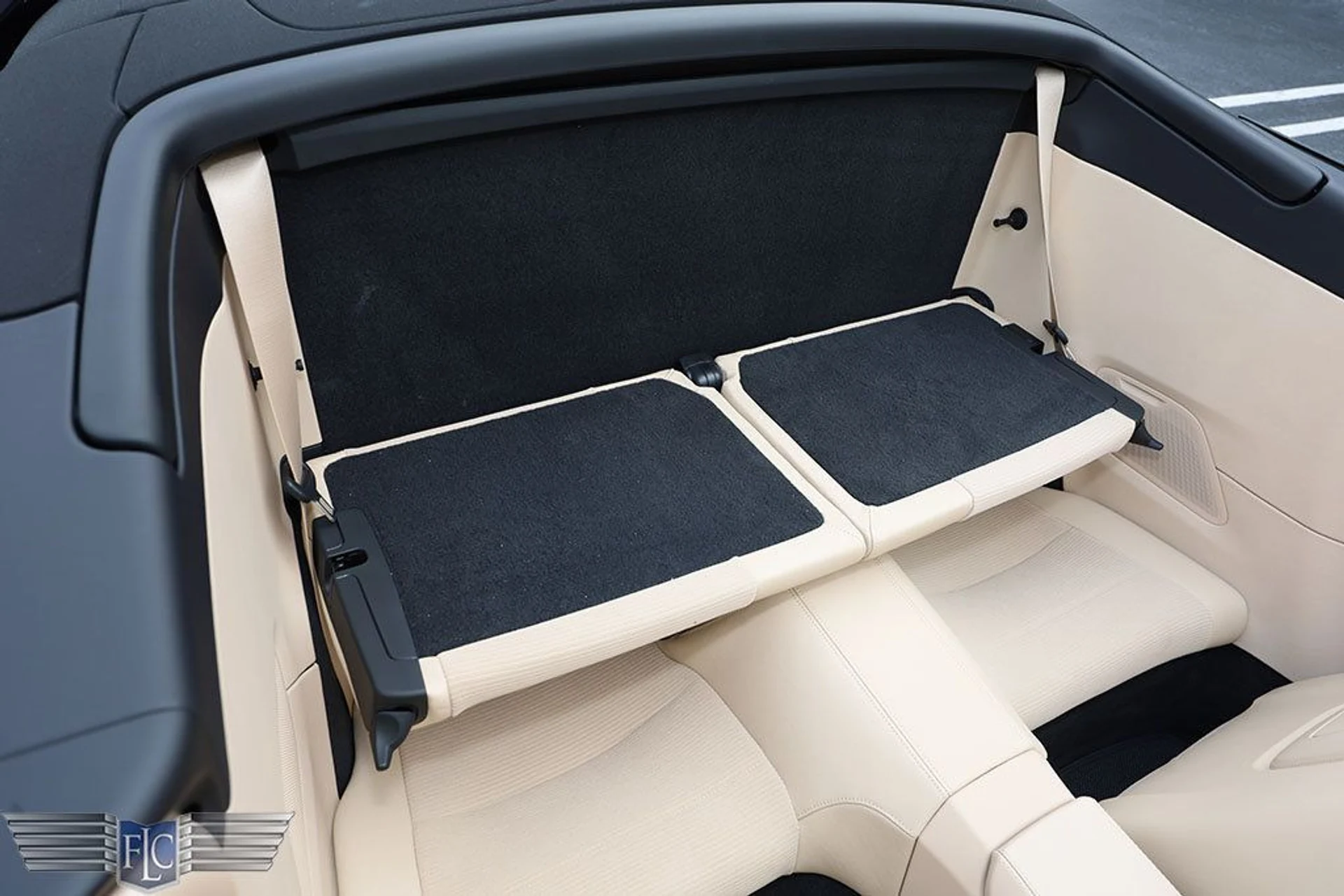 mph016_3022270292_used_2024_porsche_911_turboscabriolet_6305_22389429_17_1024_059084a989