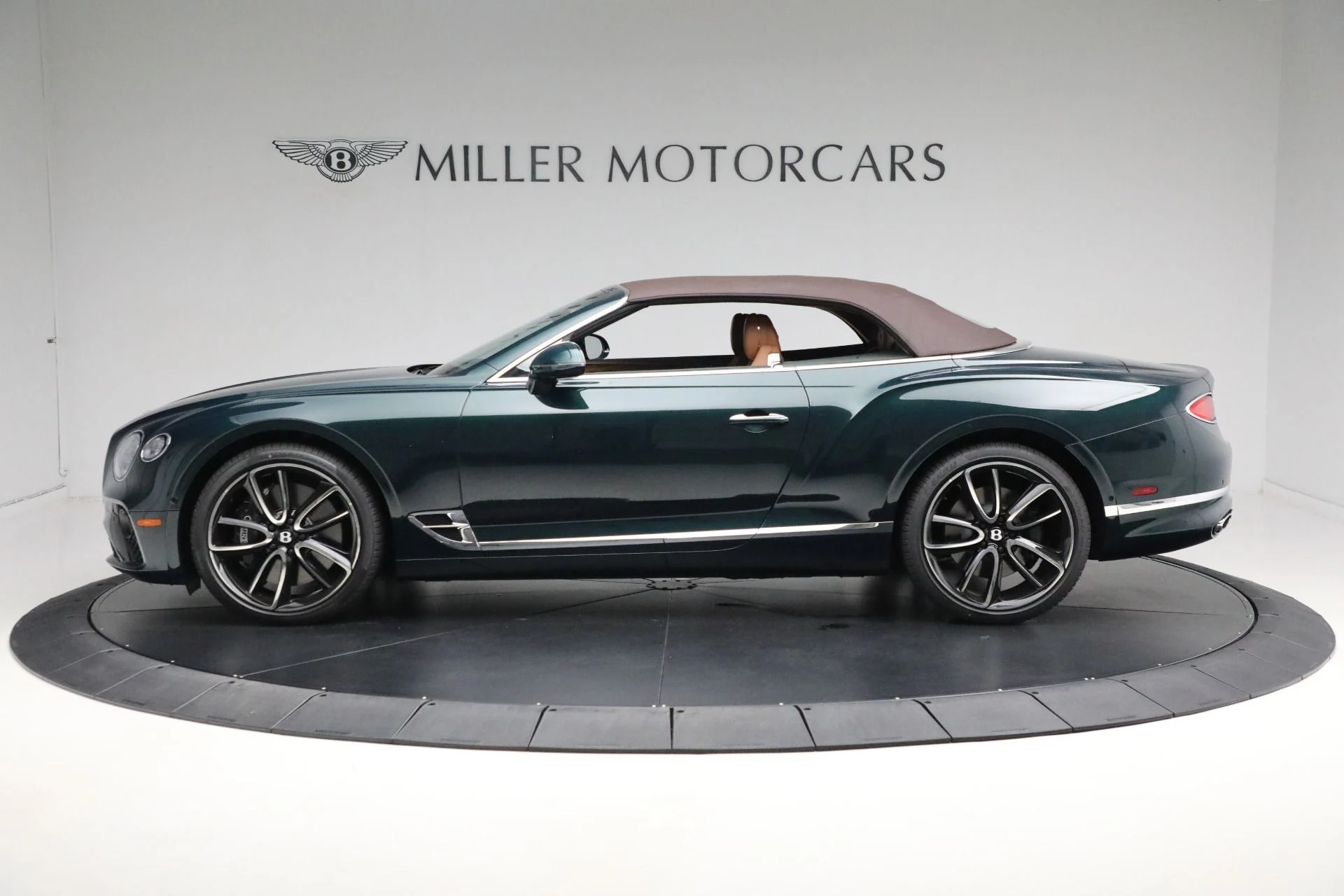 mph016_3023465631_New_2024_Bentley_Continental_GTC_V8_2ef70e98cc