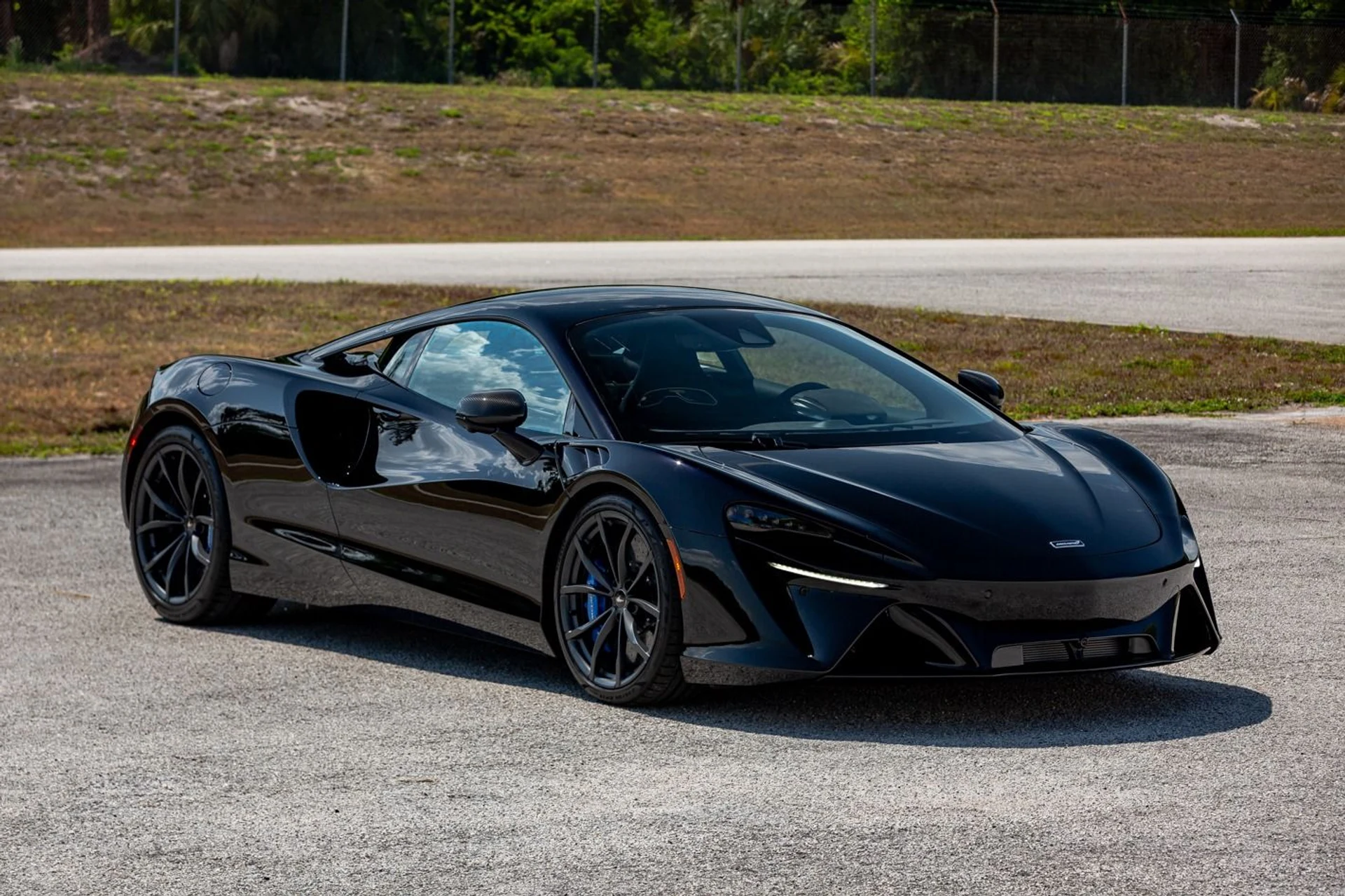 mph016_3024812618_396_p17_l_a8c7365438