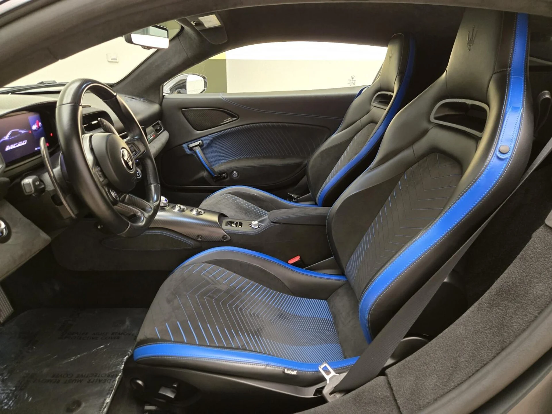 mph016_3029272845_Used_2022_Maserati_MC_20_1777527732_04ae978aa3