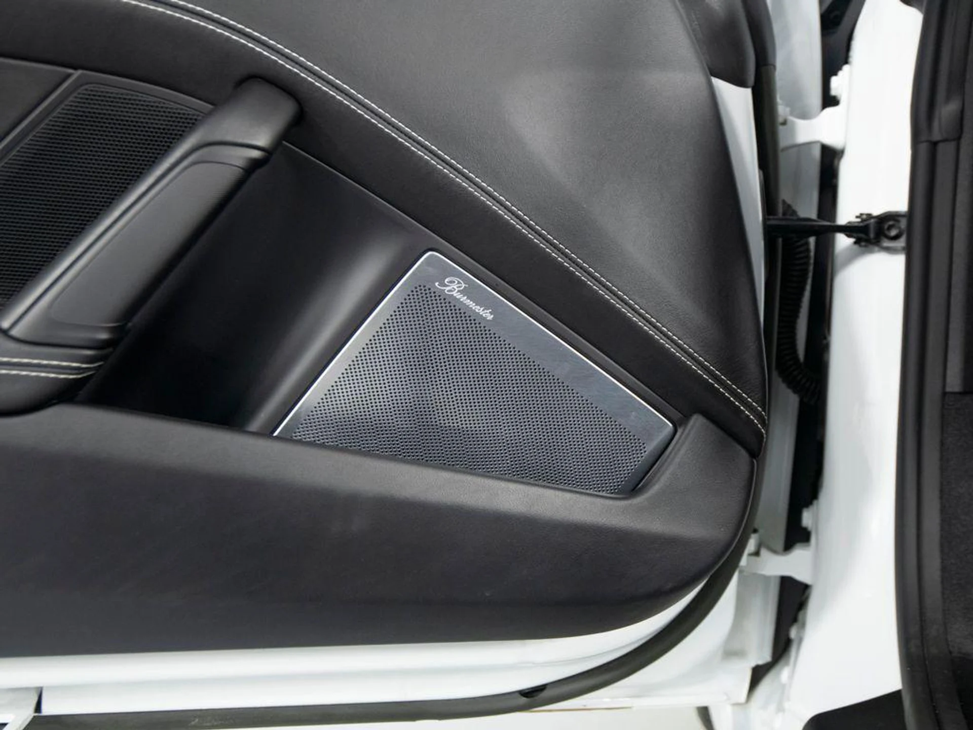 mph016_3031469163_11nj_VC_7l_C3_Rq0_GKA_4_K_Umqsc_Qlo_Q_4ff16728bb