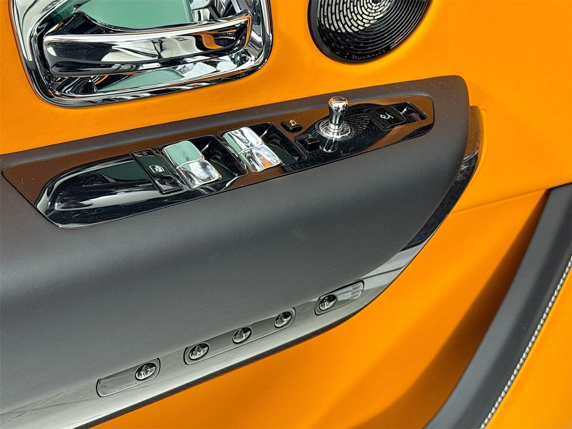 mph016_3034280259_022d7d2546e0c06d24eef2762457bc93x_567ffd0f5c