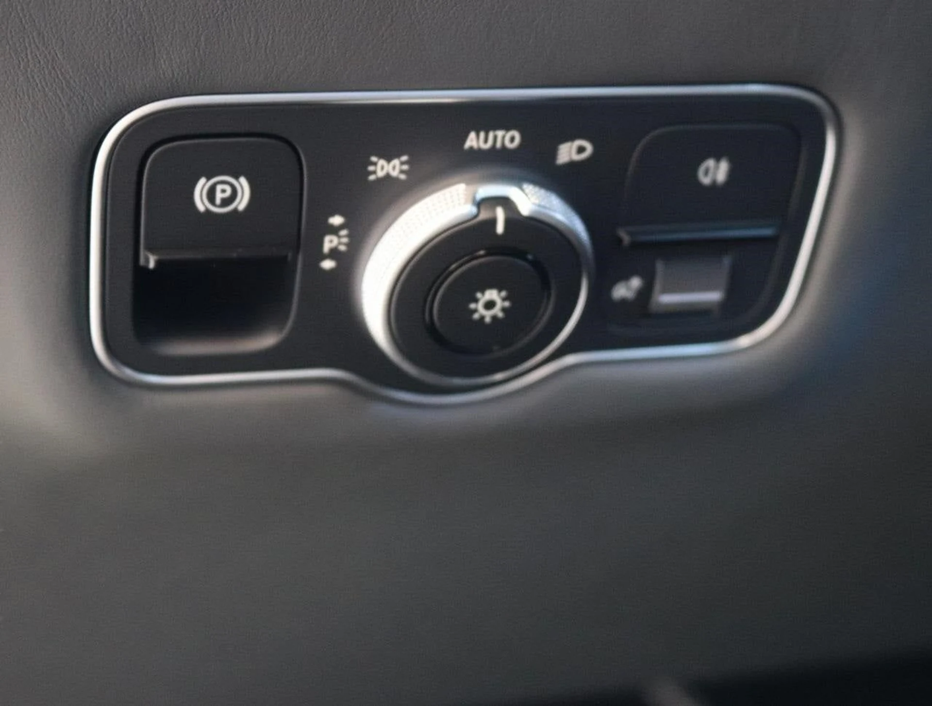 mph016_3034337530_17_51ad9ca796