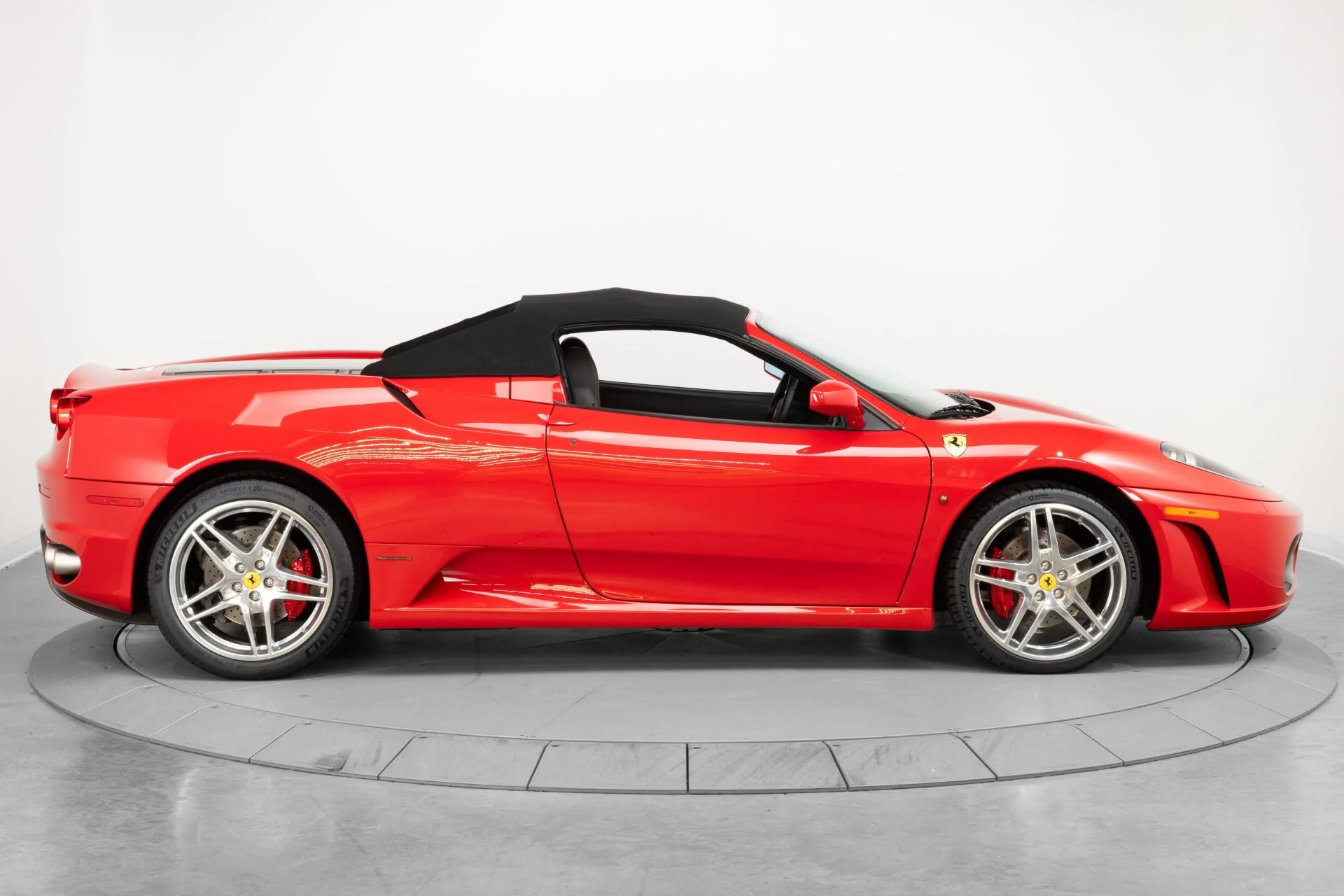 mph016_3037882334_Used_2007_Ferrari_F430_Spider_1790861289_358932ccc3