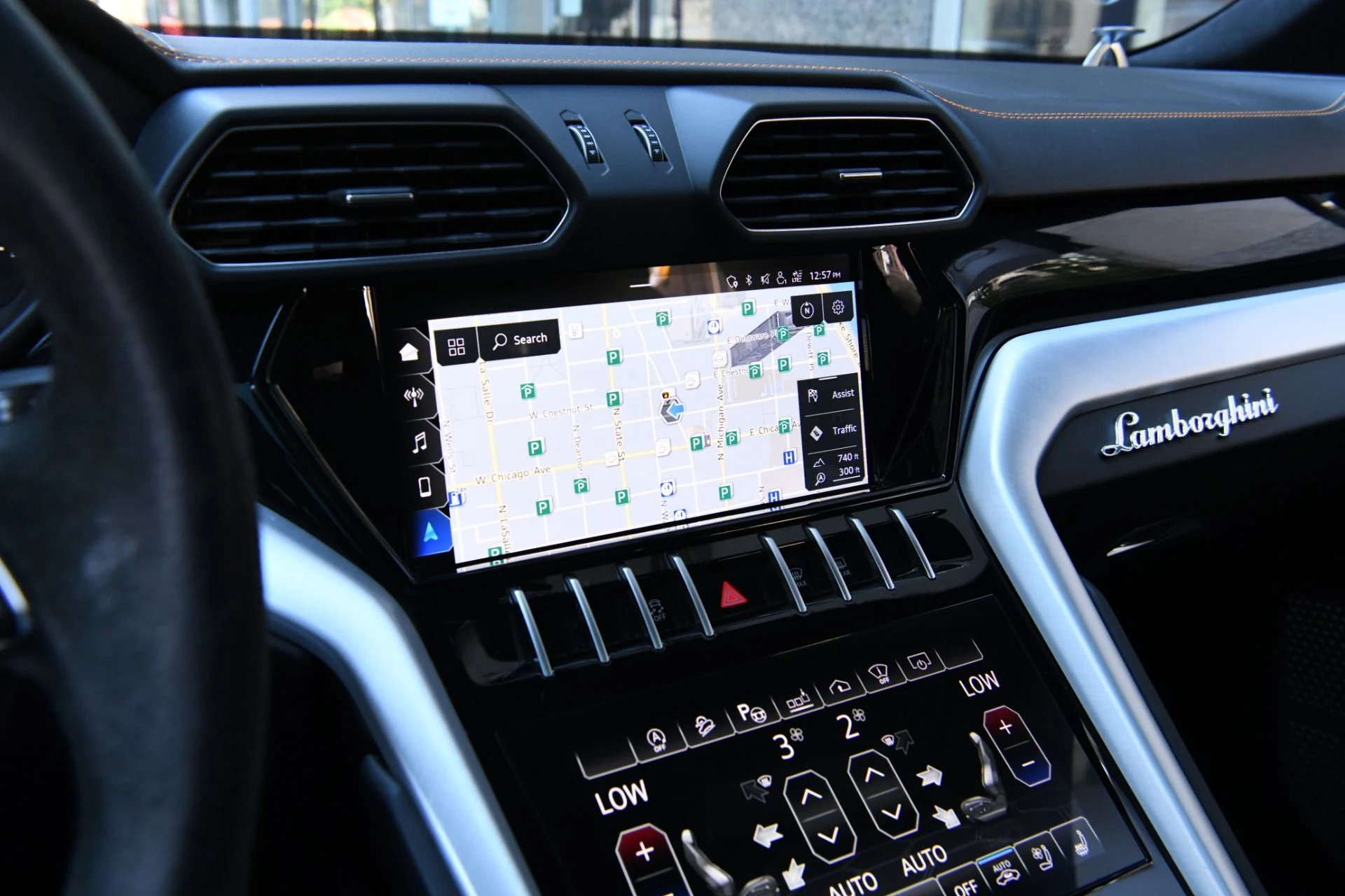 mph016_3040309255_Used_2021_Lamborghini_Urus_1752869059_6c724bf547