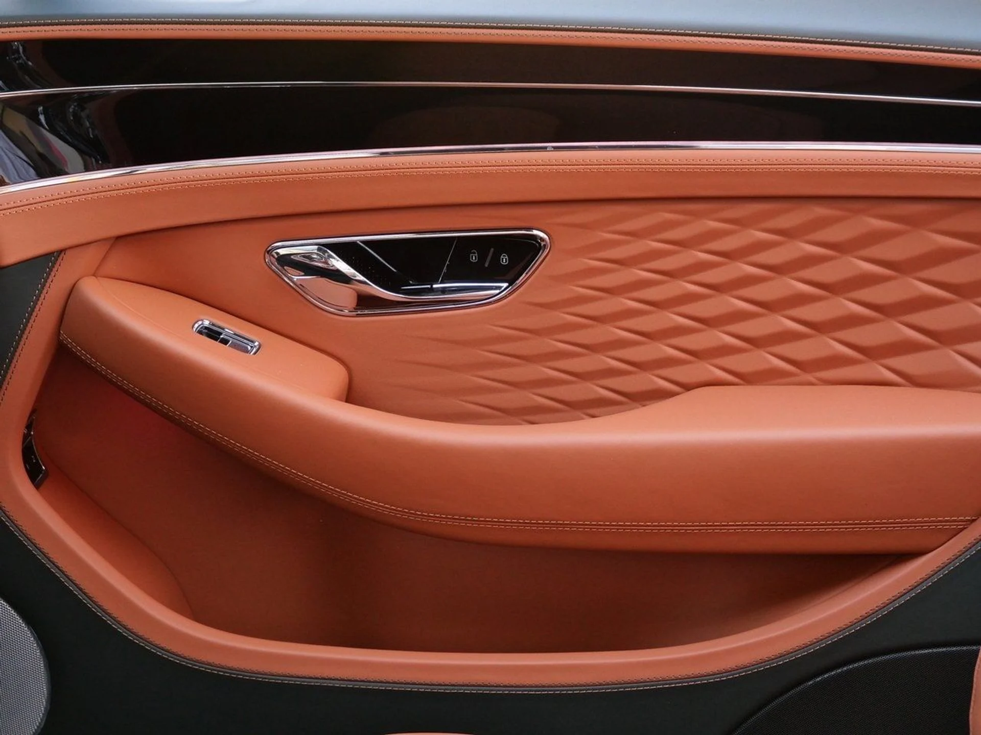 mph016_3041266138_9c10beed1db2fd88170b4e80a9a38f07x_8c065e6cfb