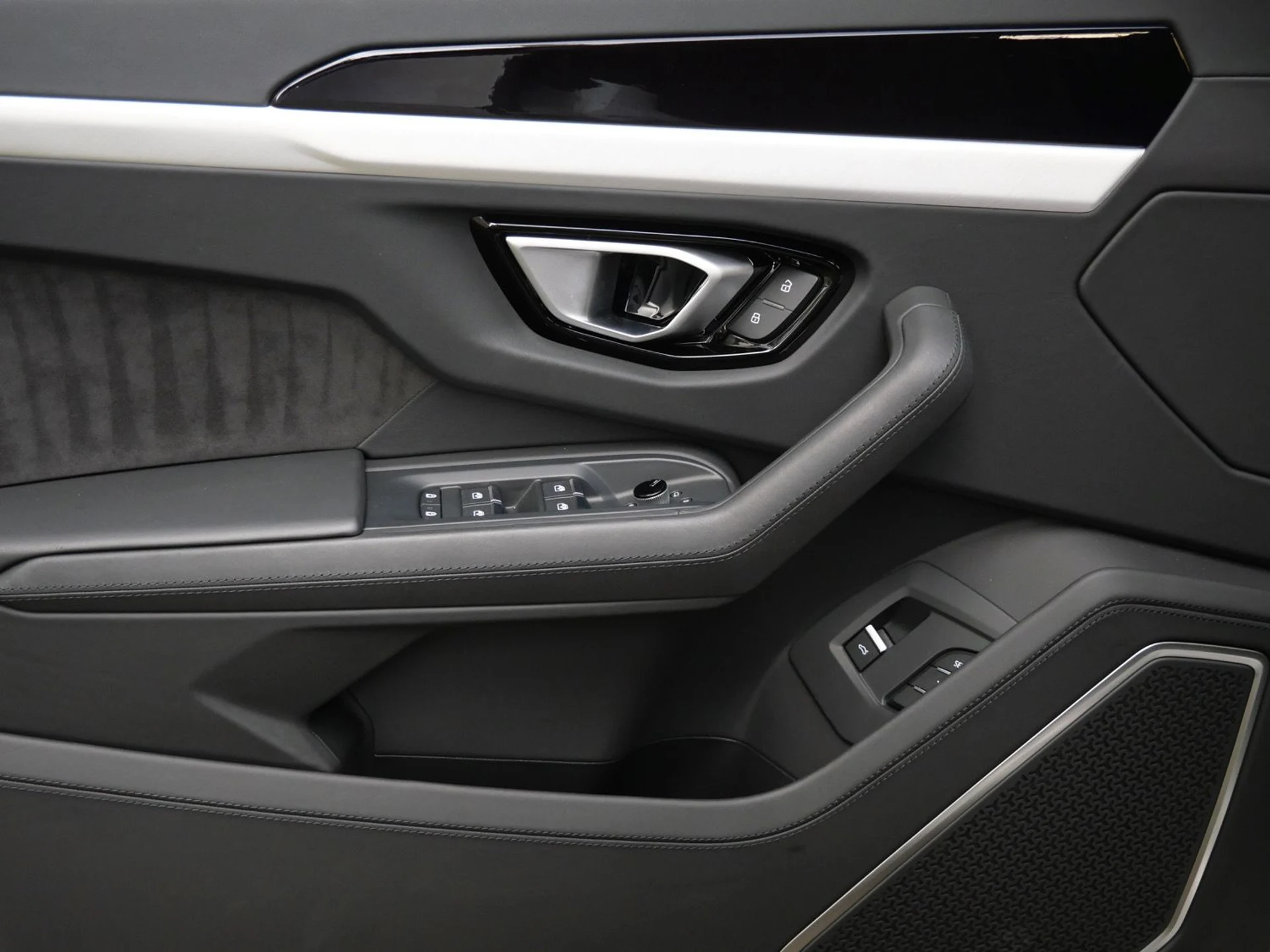 mph016_3044290459_e35b7d159699aa437ef3438b4cefc4f9x_92f6e6dcd8