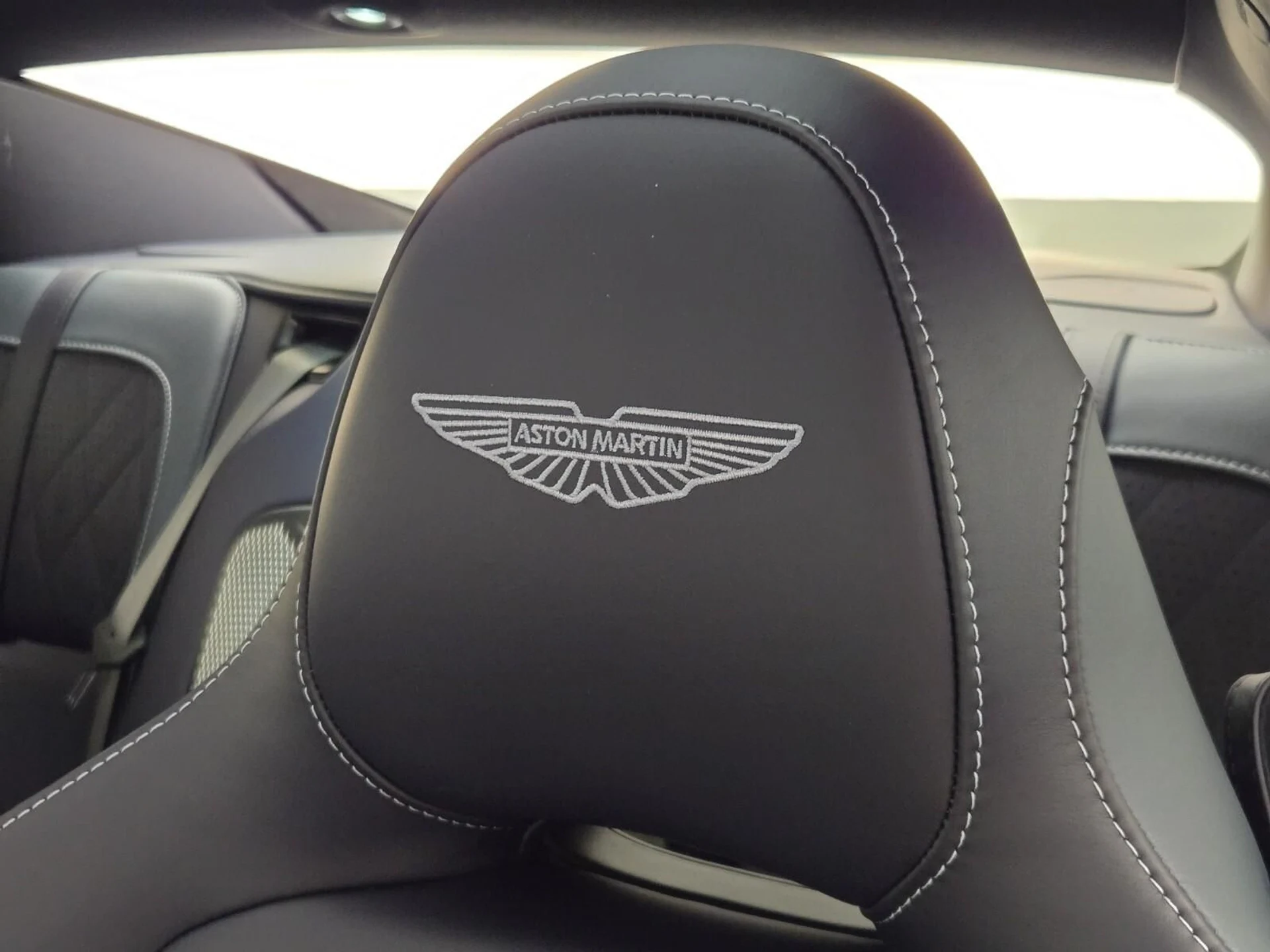 mph016_3046563356_New_2026_Aston_Martin_DB_12_1768889916_bd1c1fc4e4