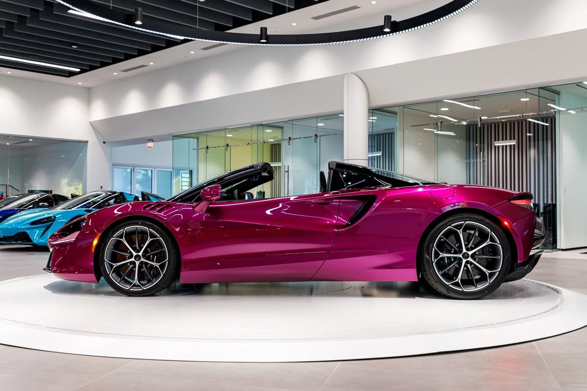 mph016_3047285217_652_p17_l_9b647ae74c