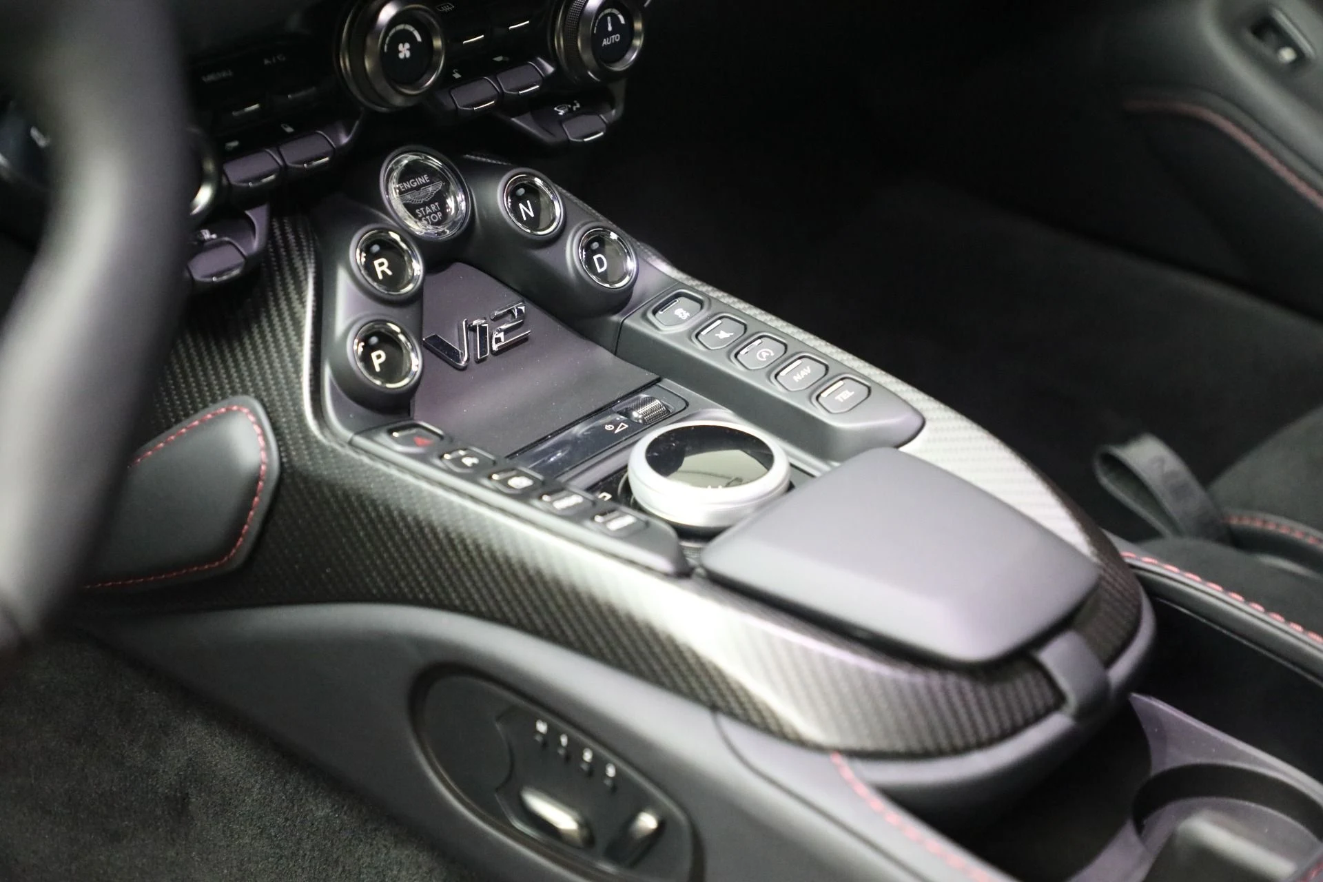 mph016_3050047514_Used_2023_Aston_Martin_Vantage_V12_256c0e47c4