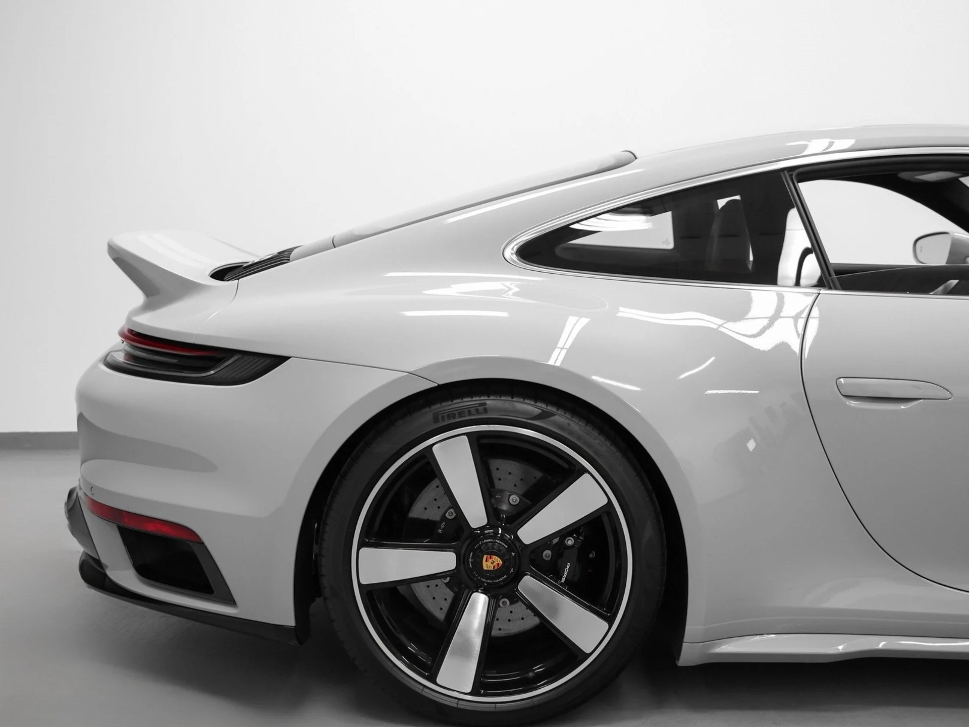 mph016_305306203_17_cf3590cba7