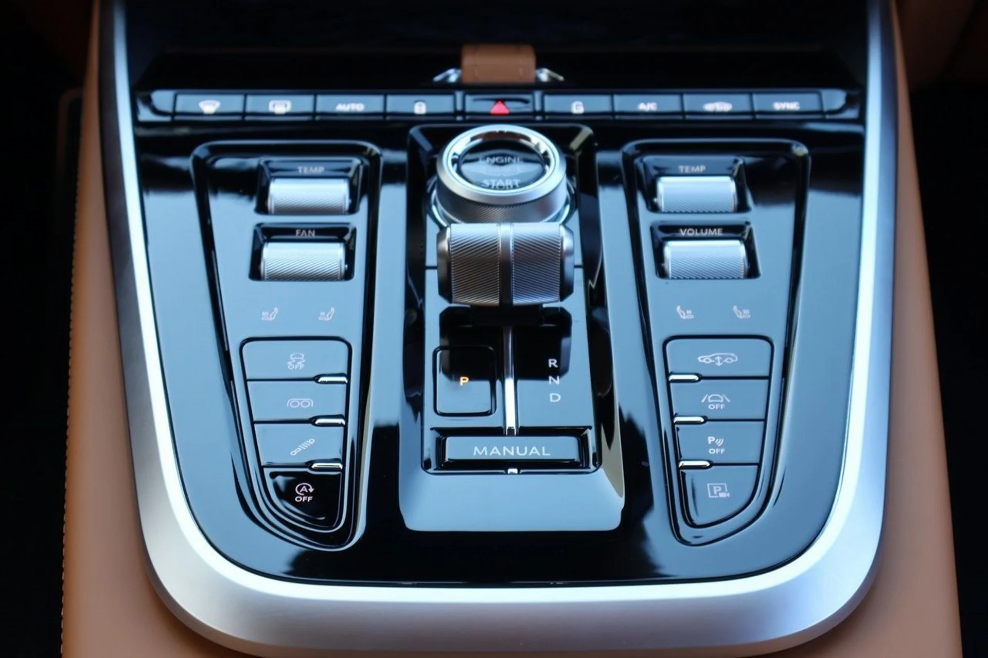 mph016_3054717184_17_8e442f7269