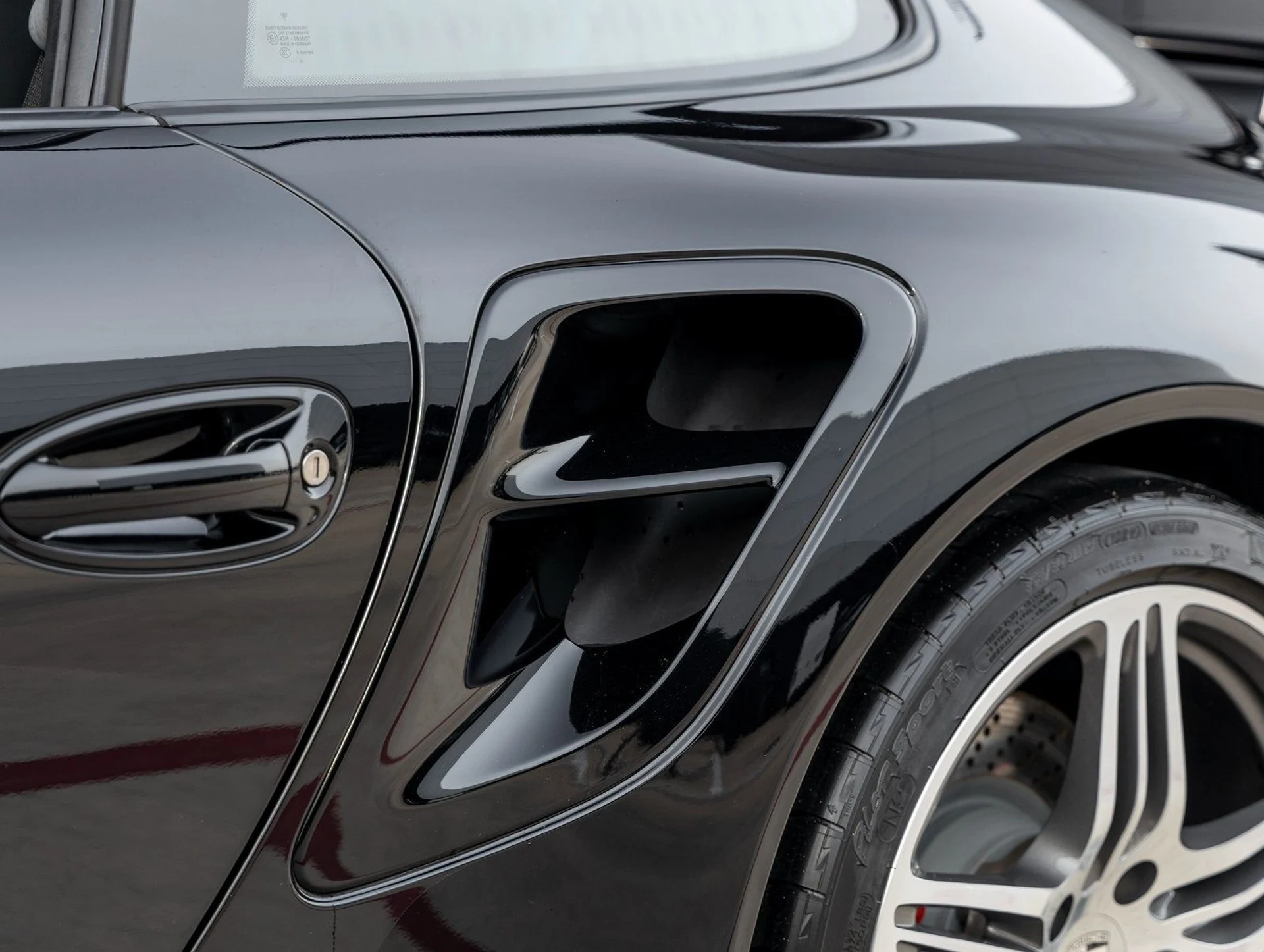 mph016_3061586970_17_d5136898e6