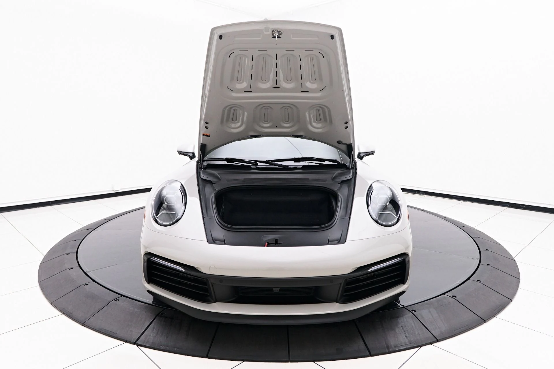 mph016_3068871627_Used_2023_Porsche_911_Carrera_4_S_1757702363_75db606859