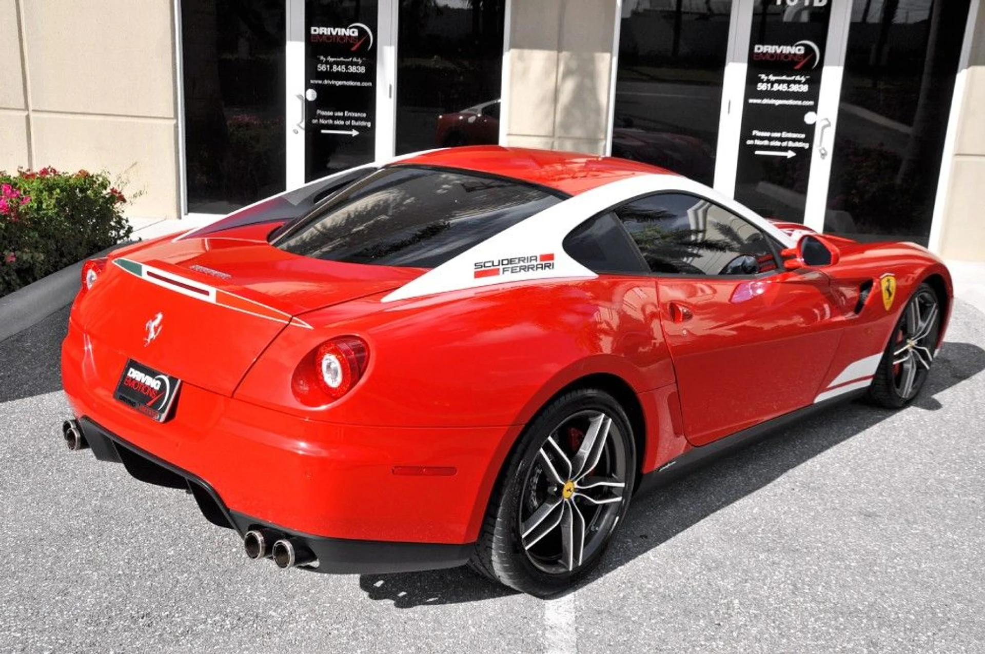 mph016_3078084676_13_p17_l_50cbb5b24a