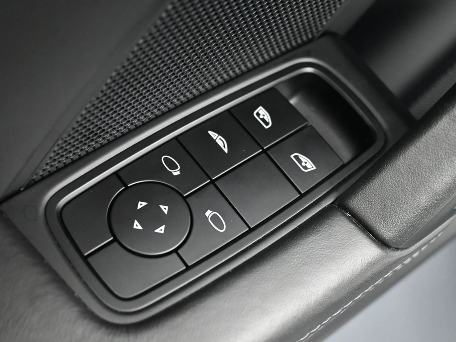 mph016_3079977288_574872aeeafb7d5a87b441ed6e5c49e9x_fccdac2aa2