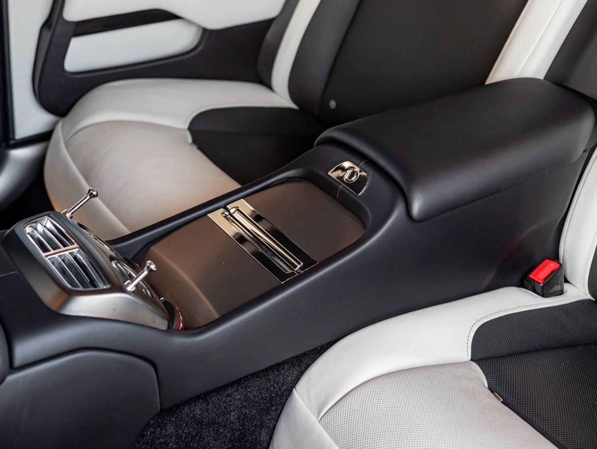 mph016_3096436832_17_df3096a9c1