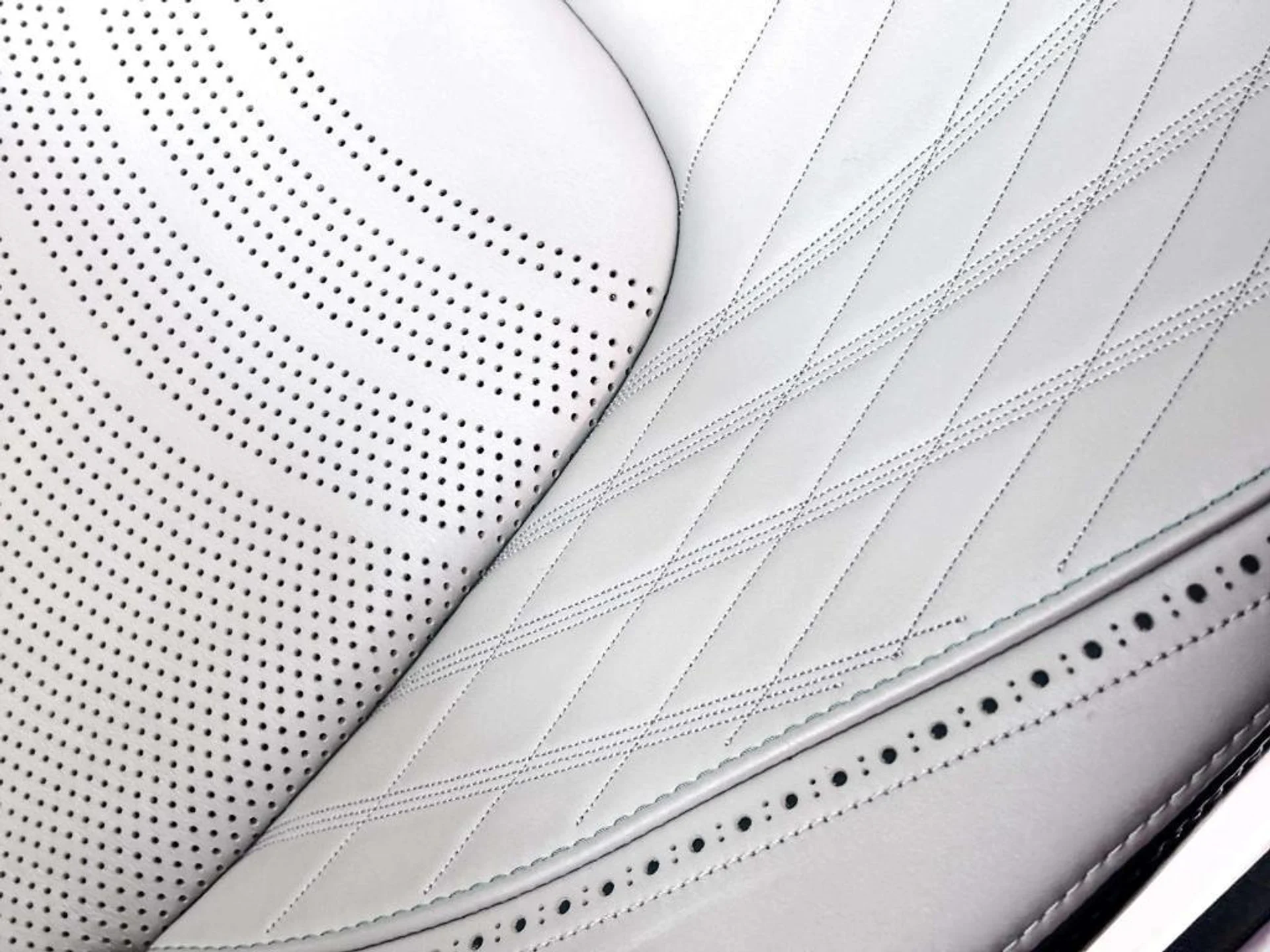 mph016_3099804632_ute_E3s_X_G7_K_Wr_Bdo7bjrxy_CO_Aak_74d905dab1