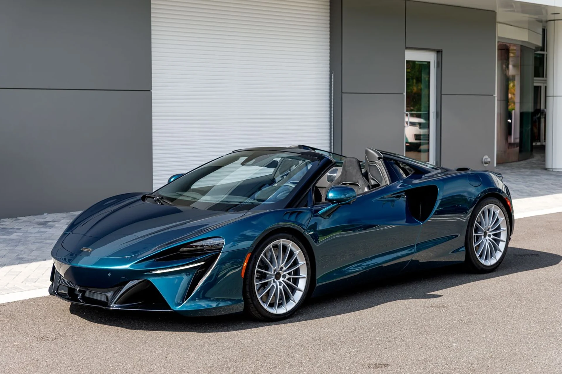 mph016_3101077883_New_2026_Mc_Laren_Artura_Spider_c582af9d67