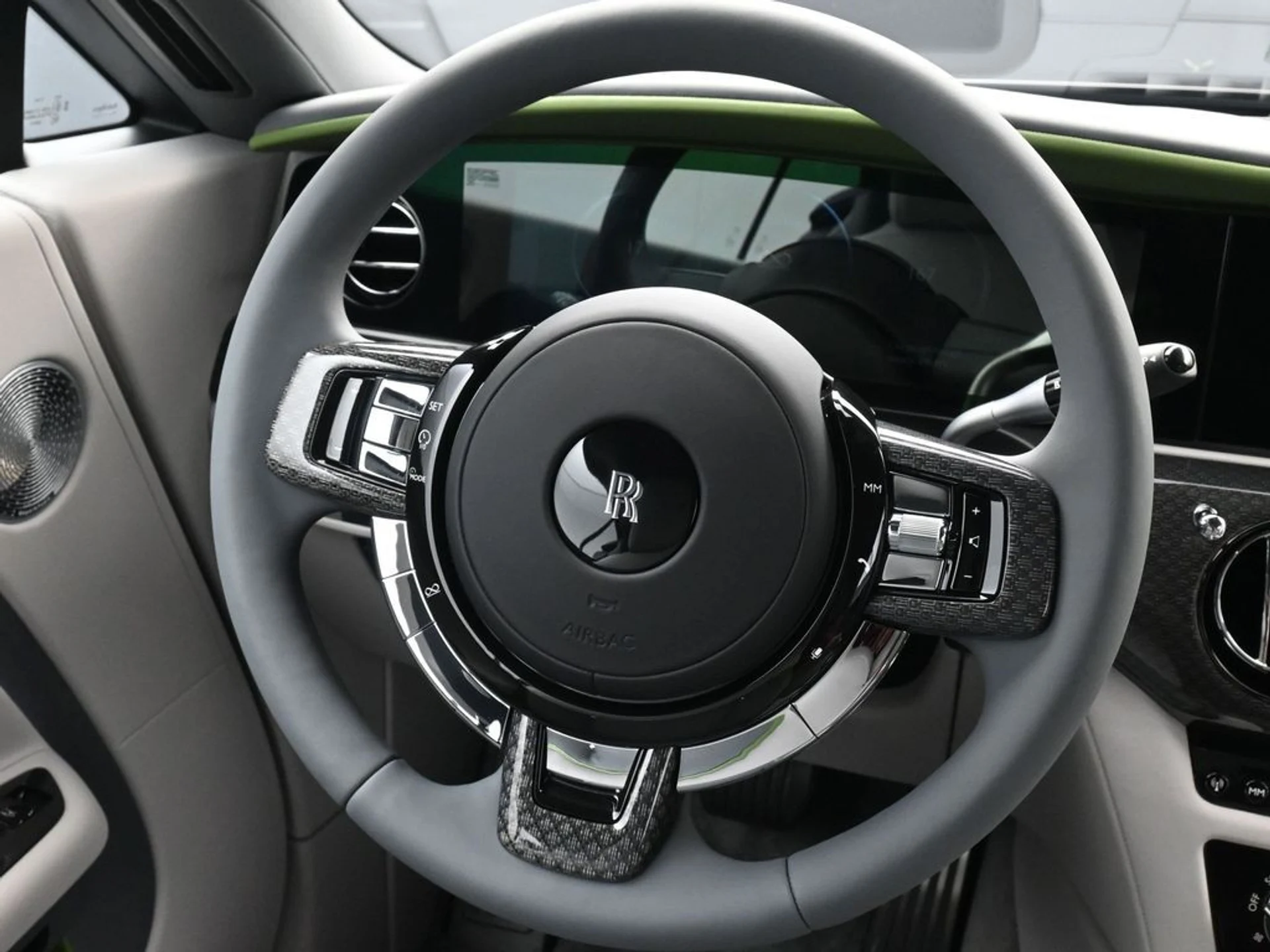 mph016_311148568_d7d13ddeecc5b46559c773a8ce09e423x_89e59aa709