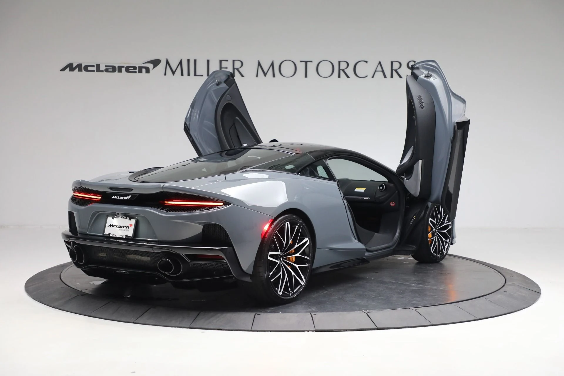 mph016_3112946909_Used_2023_Mc_Laren_GT_Luxe_9547516374