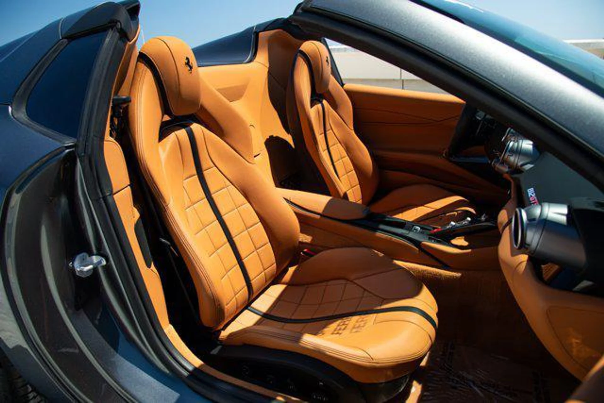 mph016_3117895391_xs_T_Ez6_J7b_JB_Pq_Vh_L_Uy_Kx_CEM_Dkm_M_3ca581593e