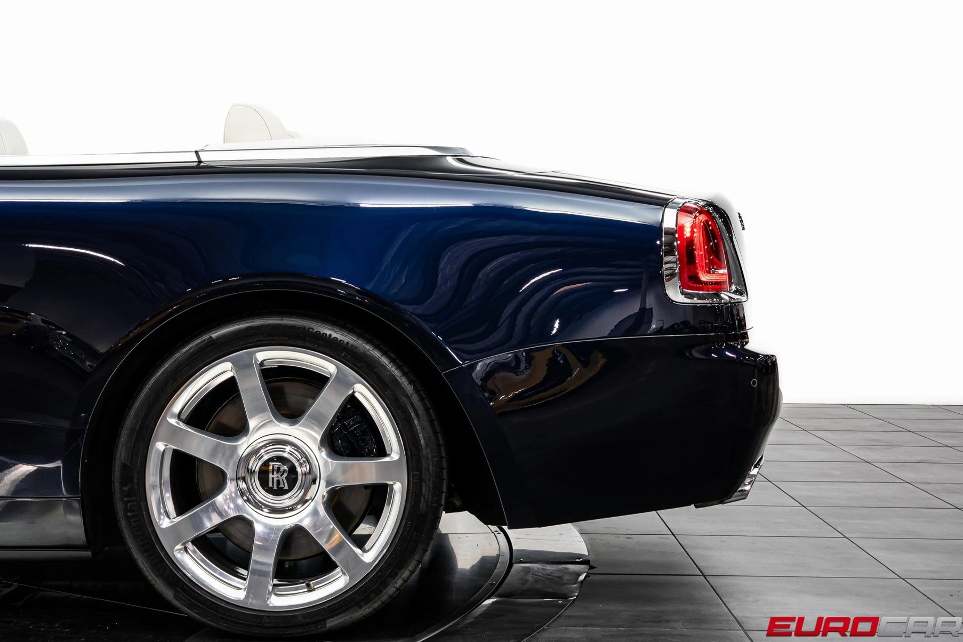 mph016_3119017162_image_17_cdf1b402cb