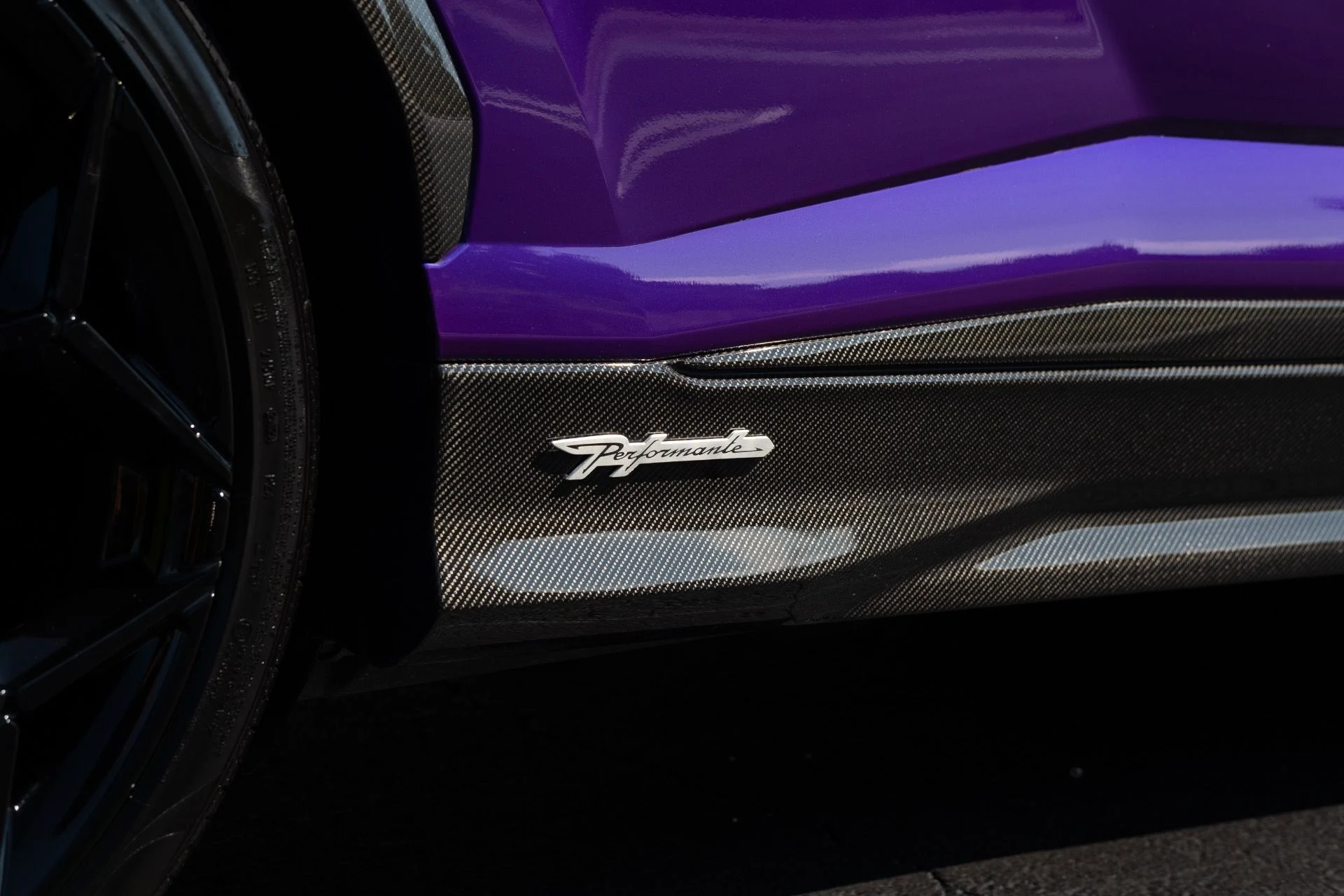 mph016_3120301873_Used_2023_Lamborghini_Urus_Performante_1771690657_e041d51a19