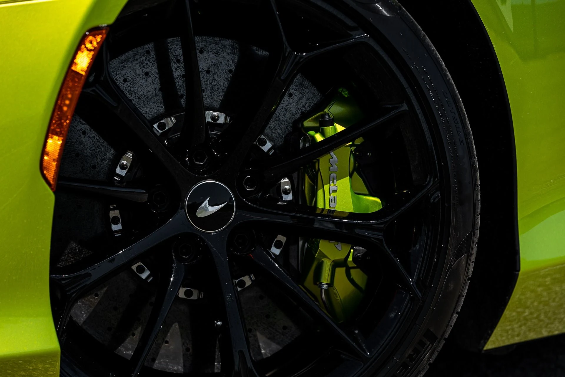 mph016_3122477997_287_p17_l_036d7fcb58