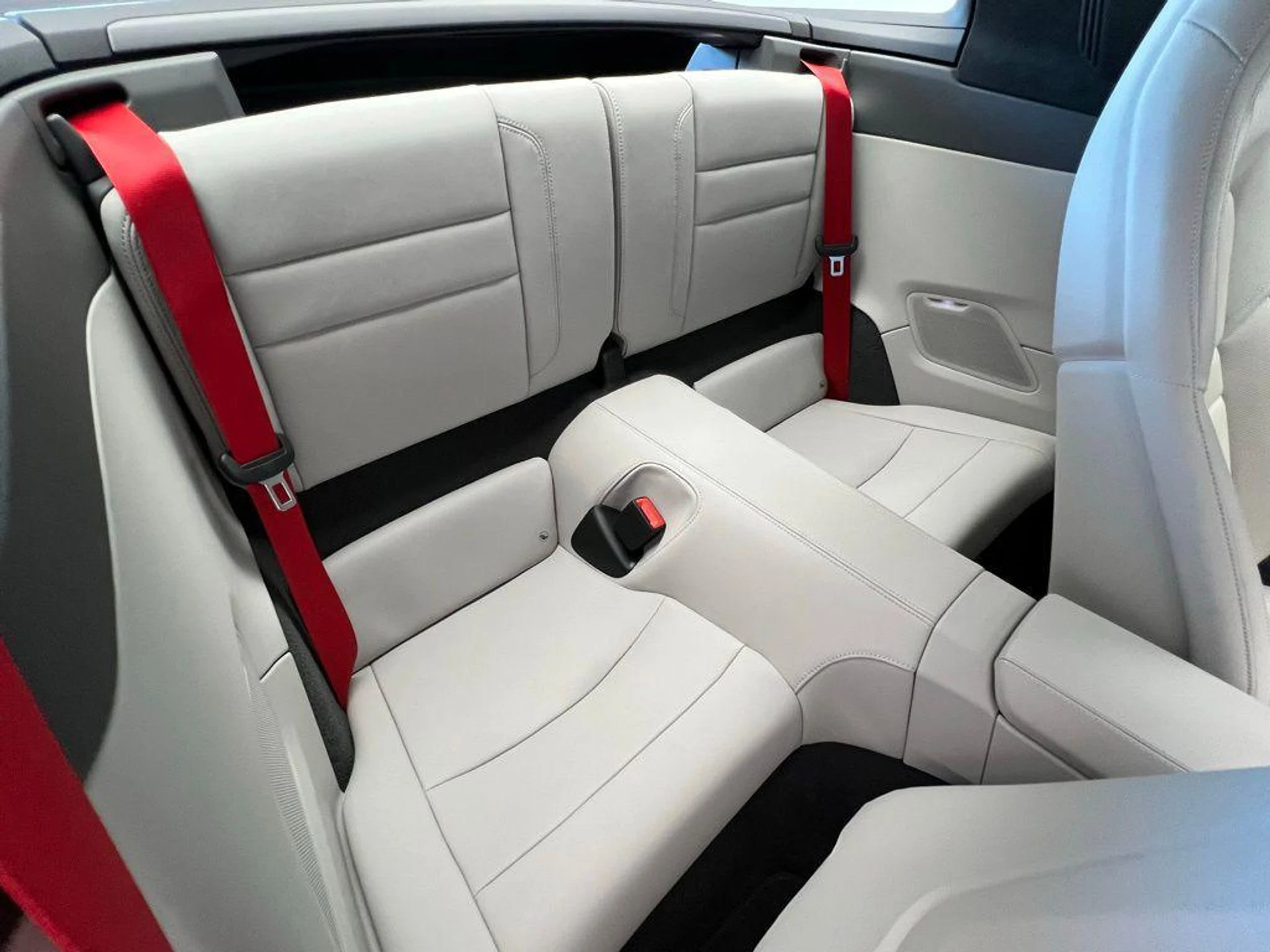 mph016_3134548438_c_p5n1_VO_Vf1_Wr_tsl5_Jm00hw_Xr_I_9ba577e5e2