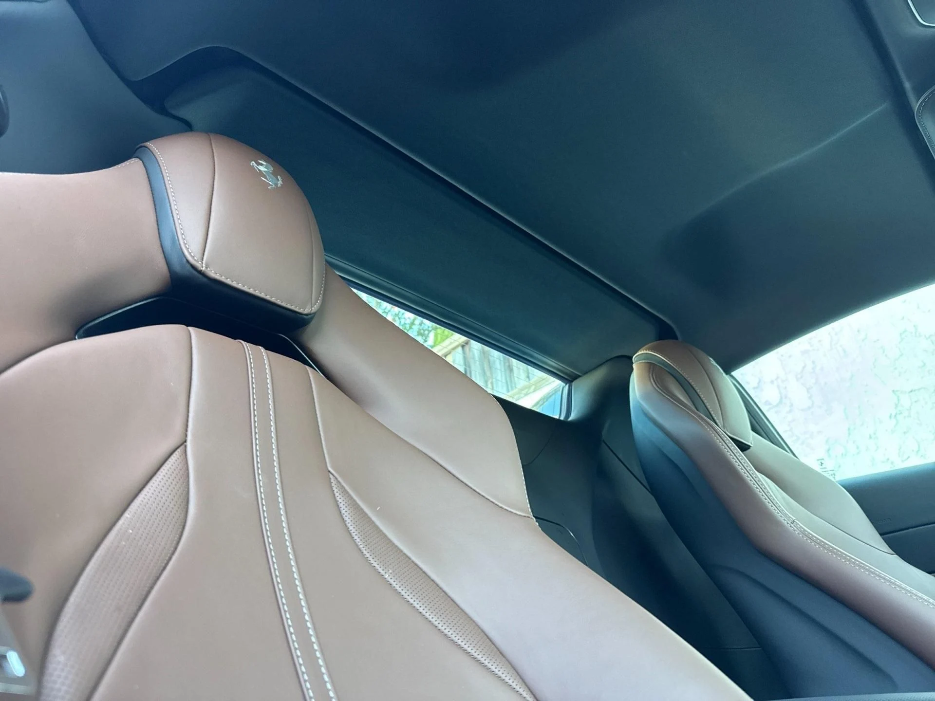 mph016_3135391535_Used_2022_Ferrari_812_GTS_1756563231_75e65ae3e6