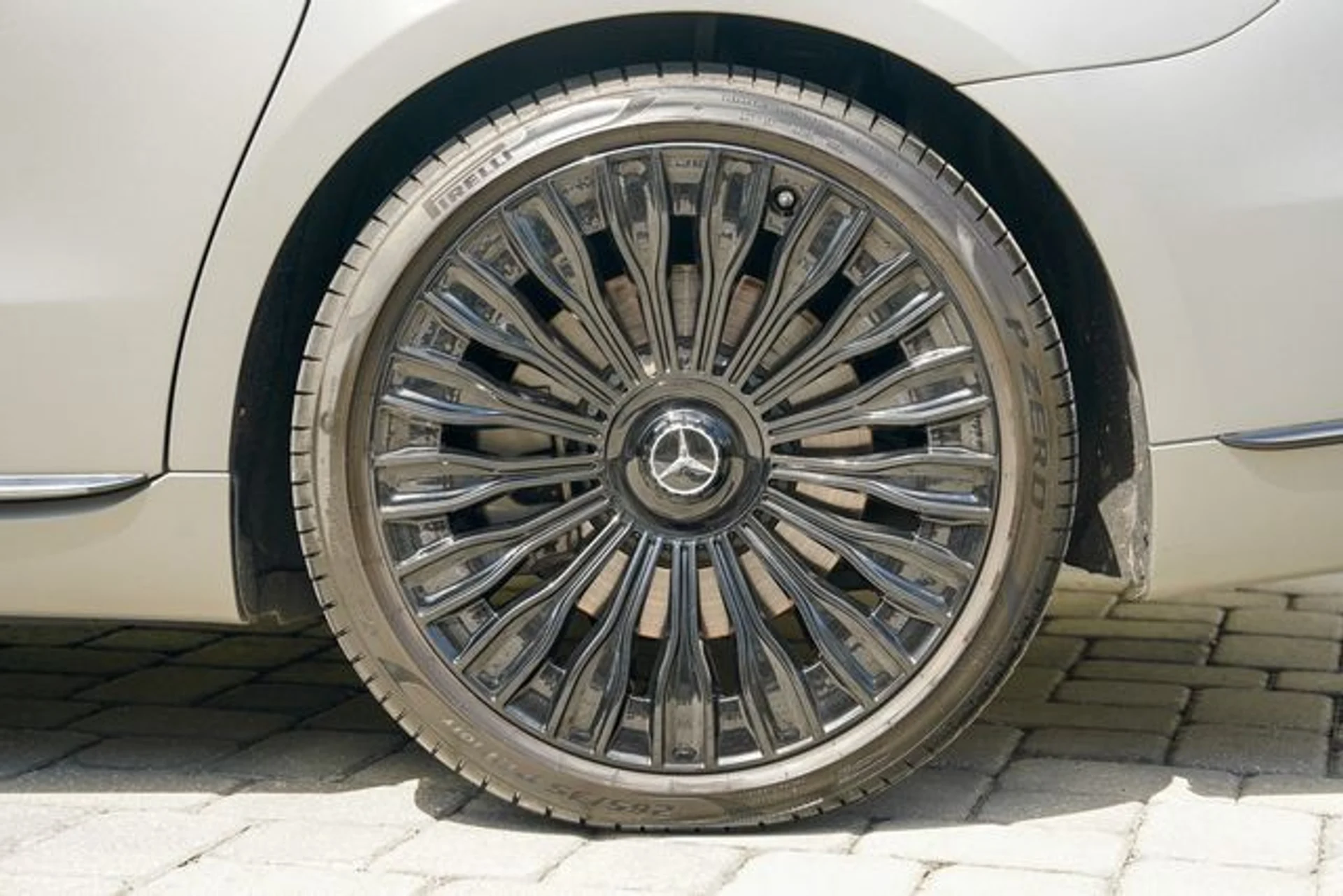 mph016_3139733804_22986852_17_0ec0c00634