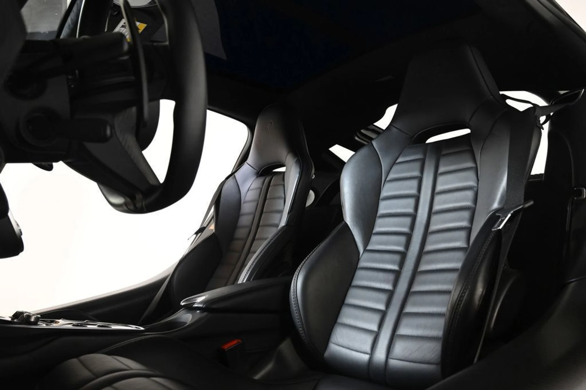 mph016_314141704_new_2025_mclaren_gts_11350_22961042_16_1024_f4425bfb0a