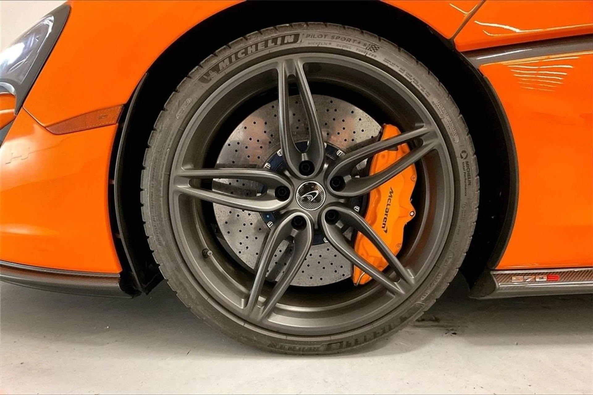 mph016_3145052722_12fe3313c5f748dc00d1ef914c7c74efx_3f3569a604