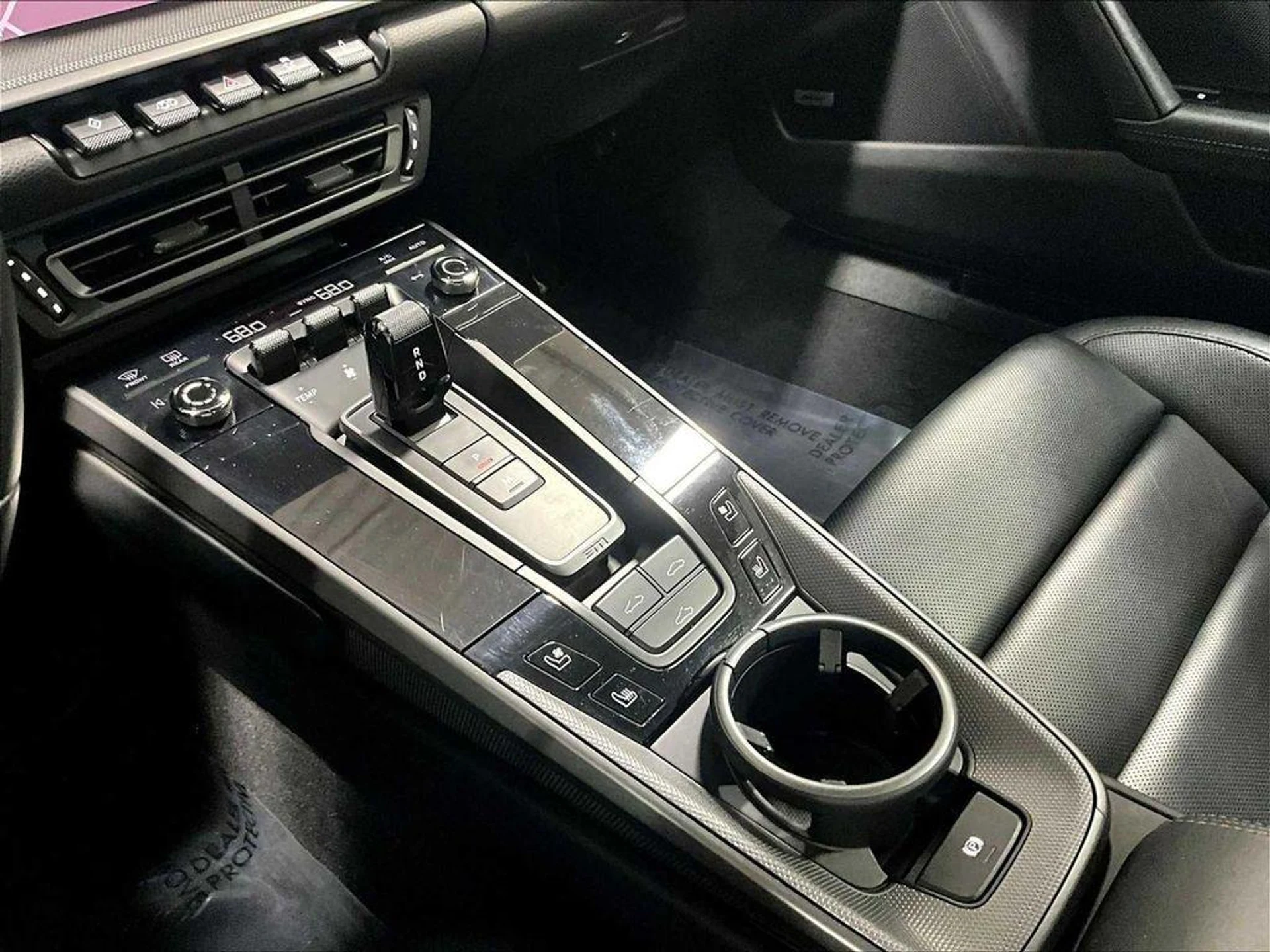 mph016_3164074118_g5es05_FN_Sh_QK_6_CM_Iic6q55973_Sw_3977fbb965